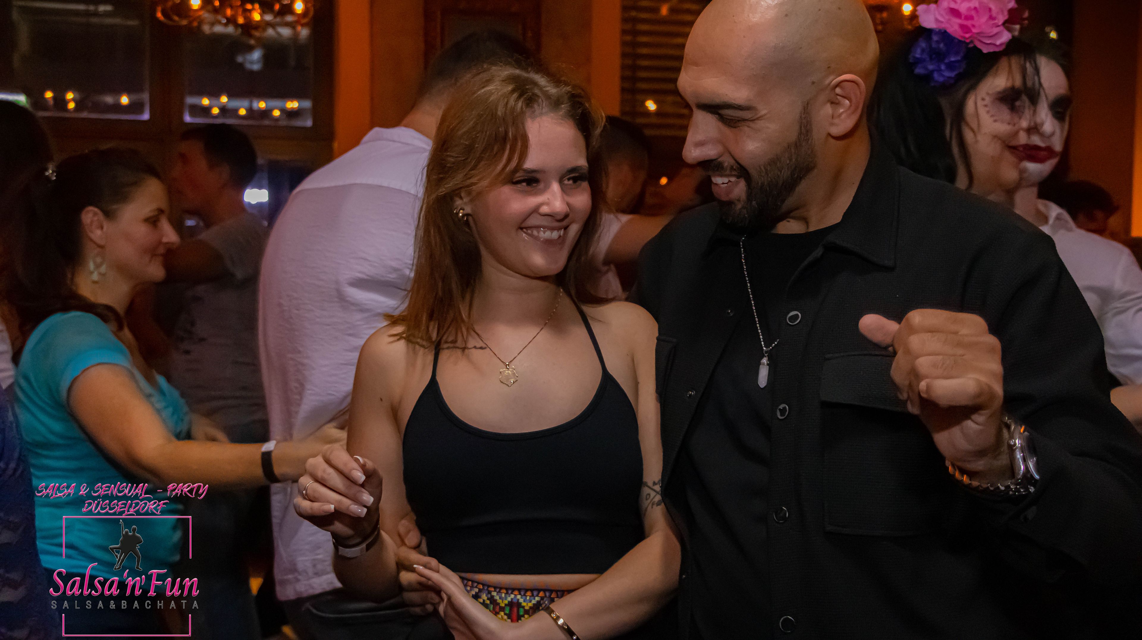 Halloween Salsa & Sensual Party 2024 - Bild 93