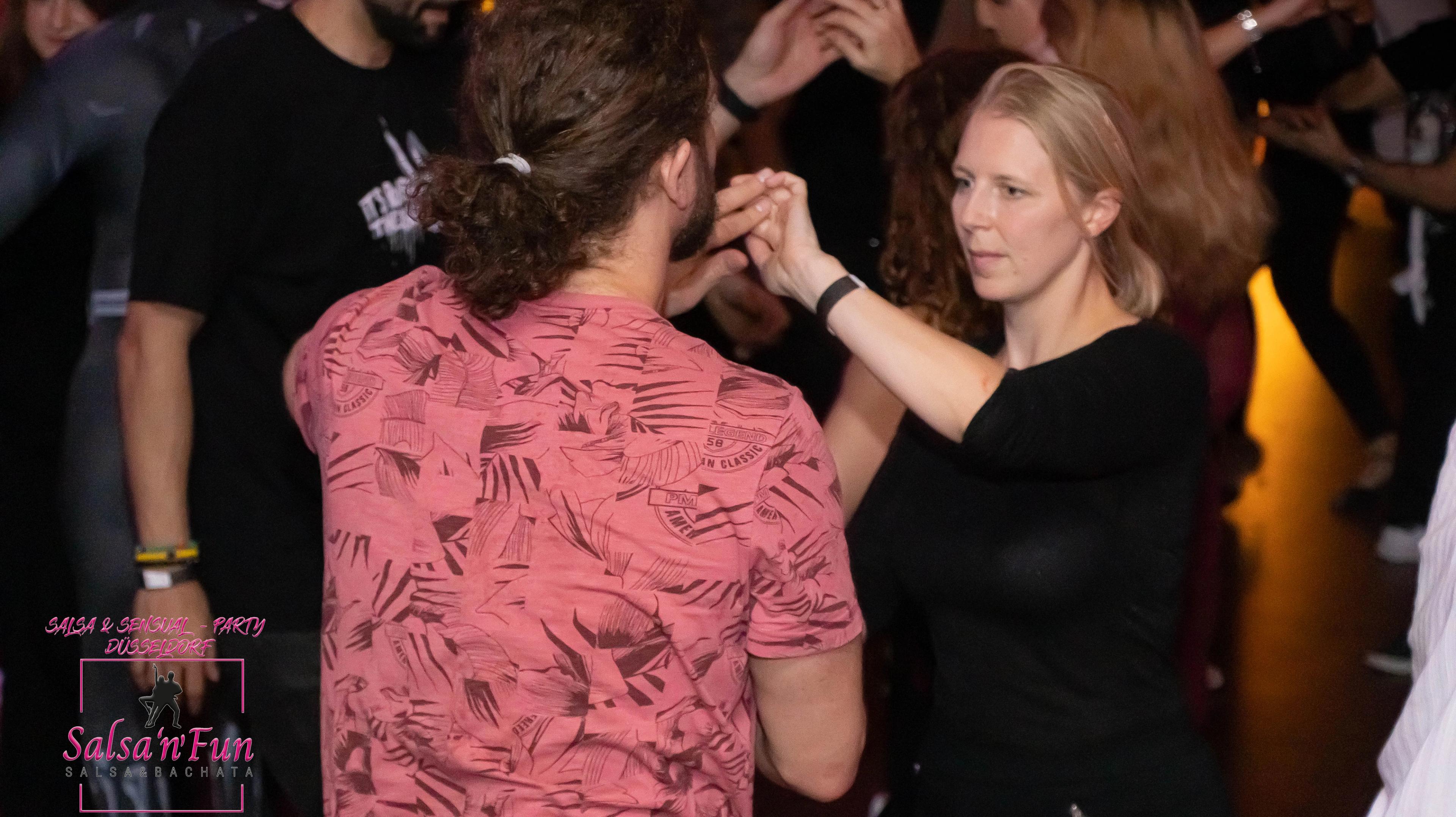 Halloween Salsa & Sensual Party 2024 - Bild 131
