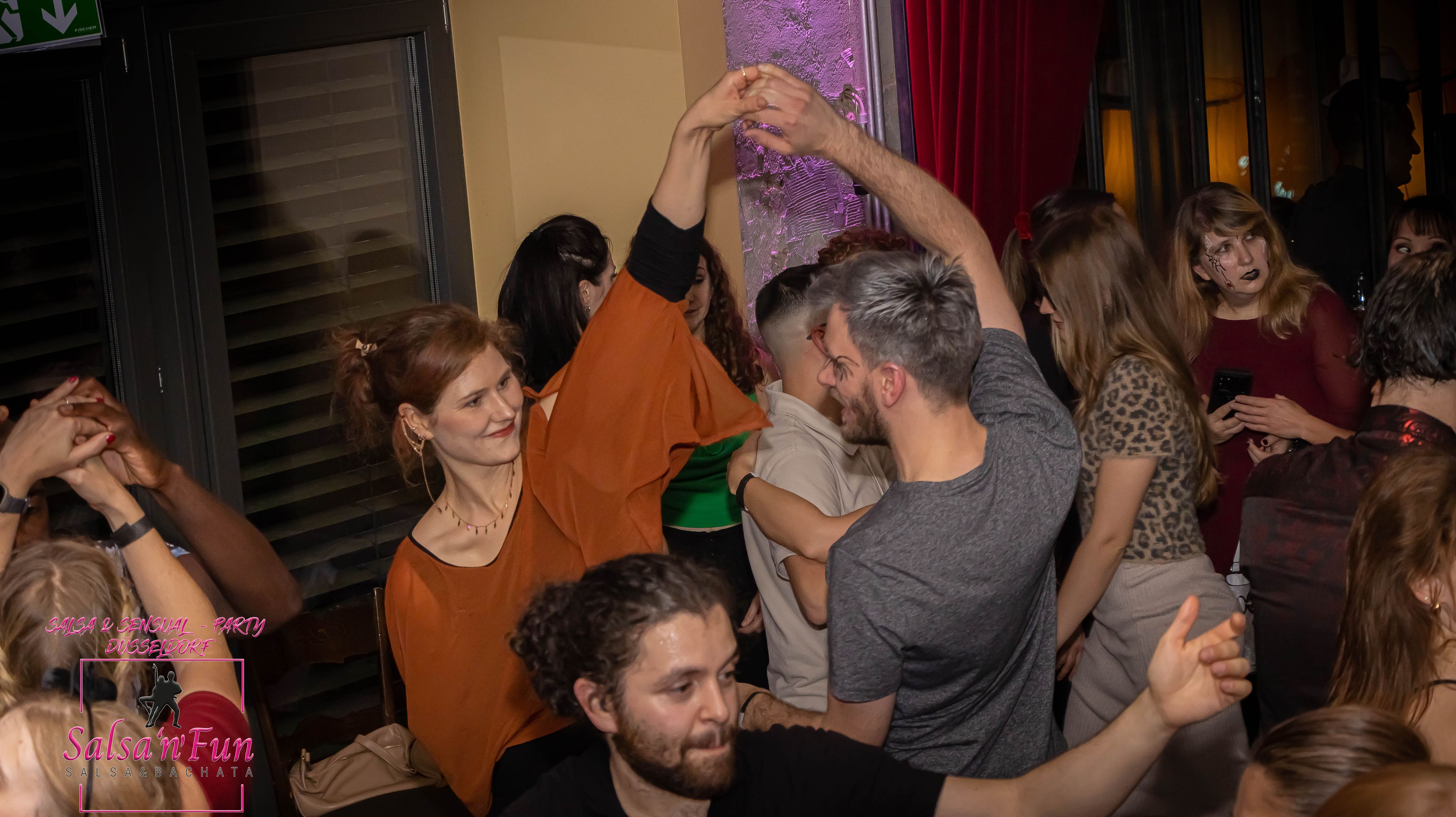 Halloween Salsa & Sensual Party 2024 - Bild 223