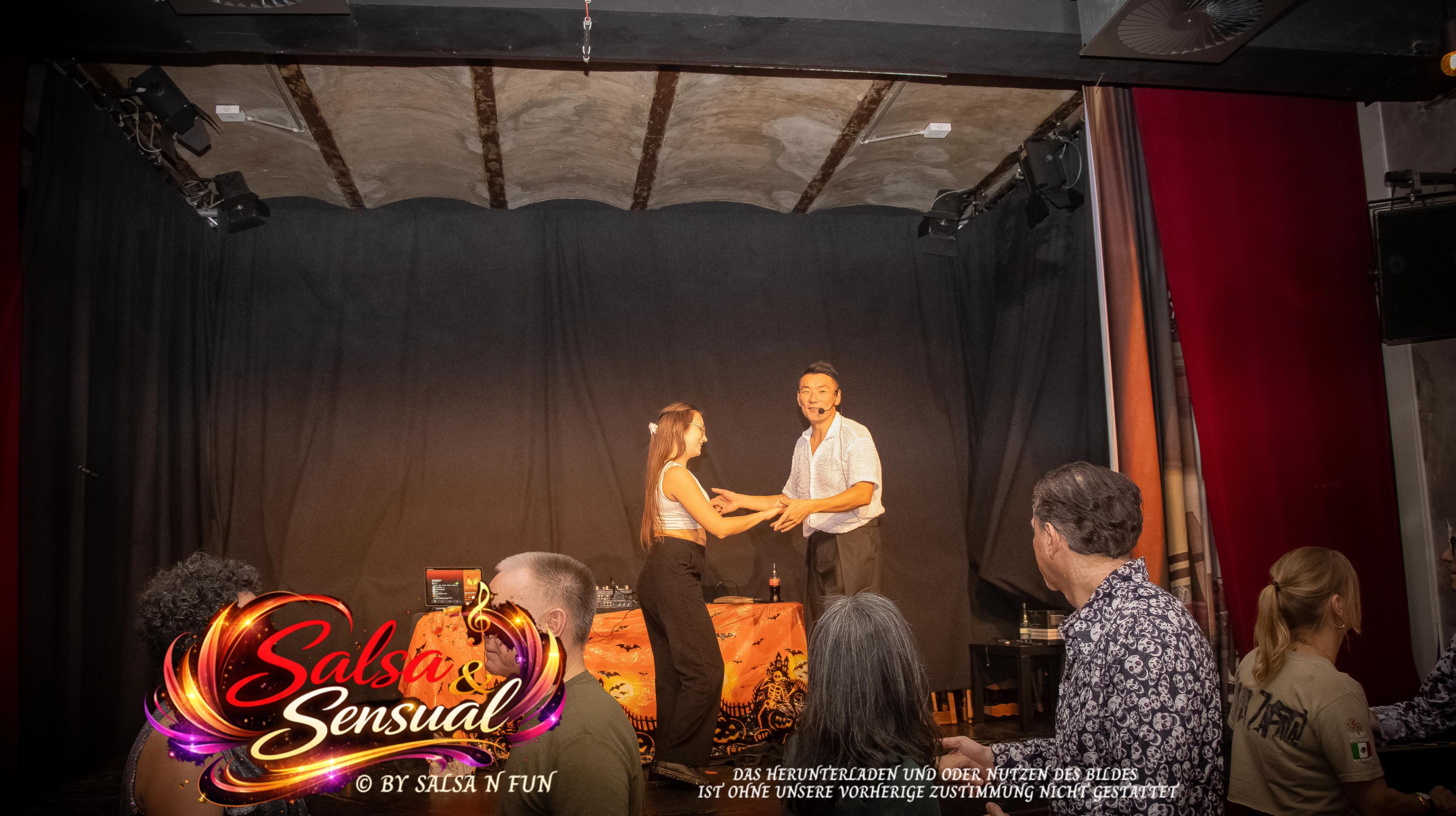 Halloween Salsa & Sensual Party 2025 - Bild 65