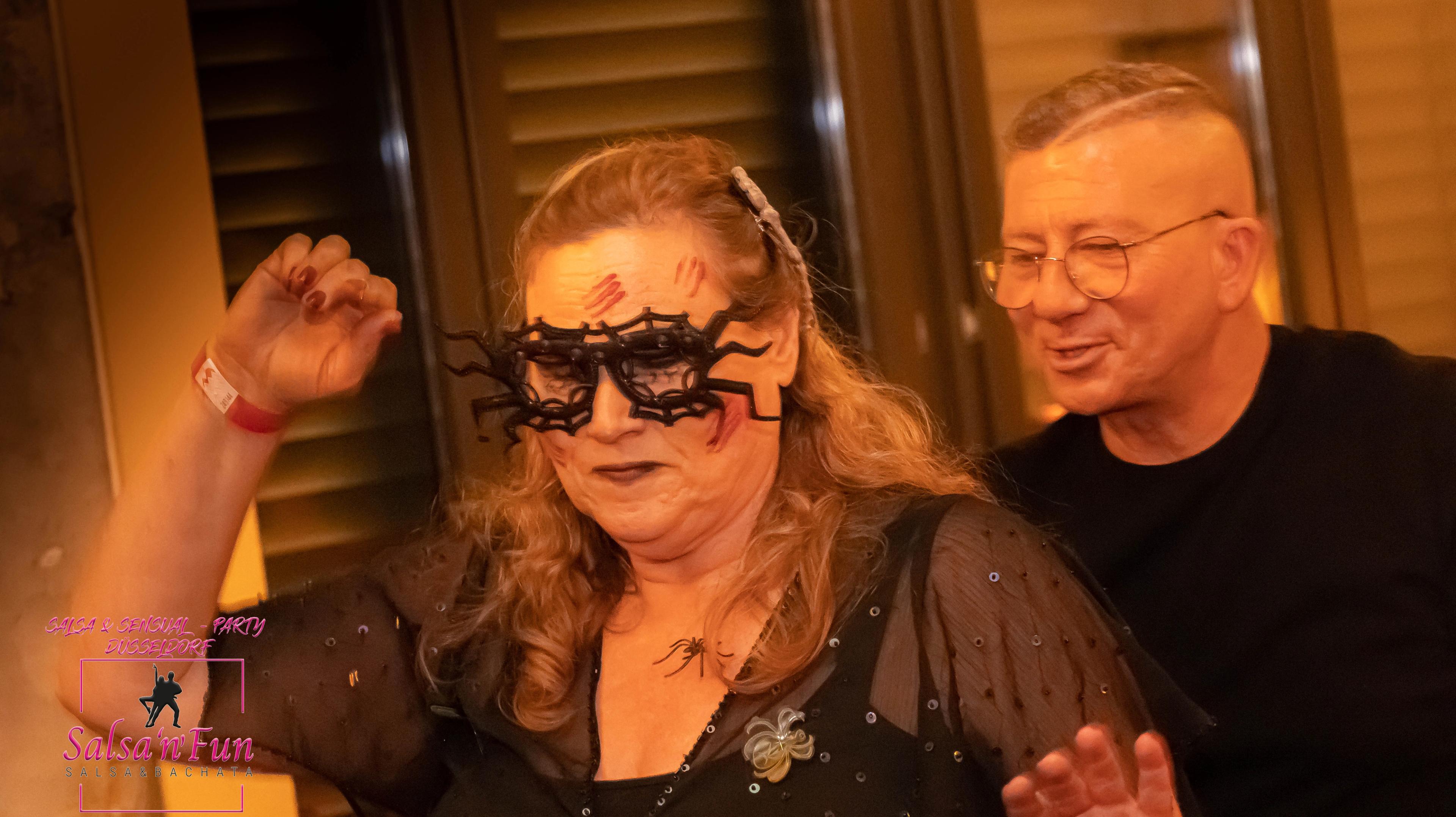 Halloween Salsa & Sensual Party 2024 - Bild 13