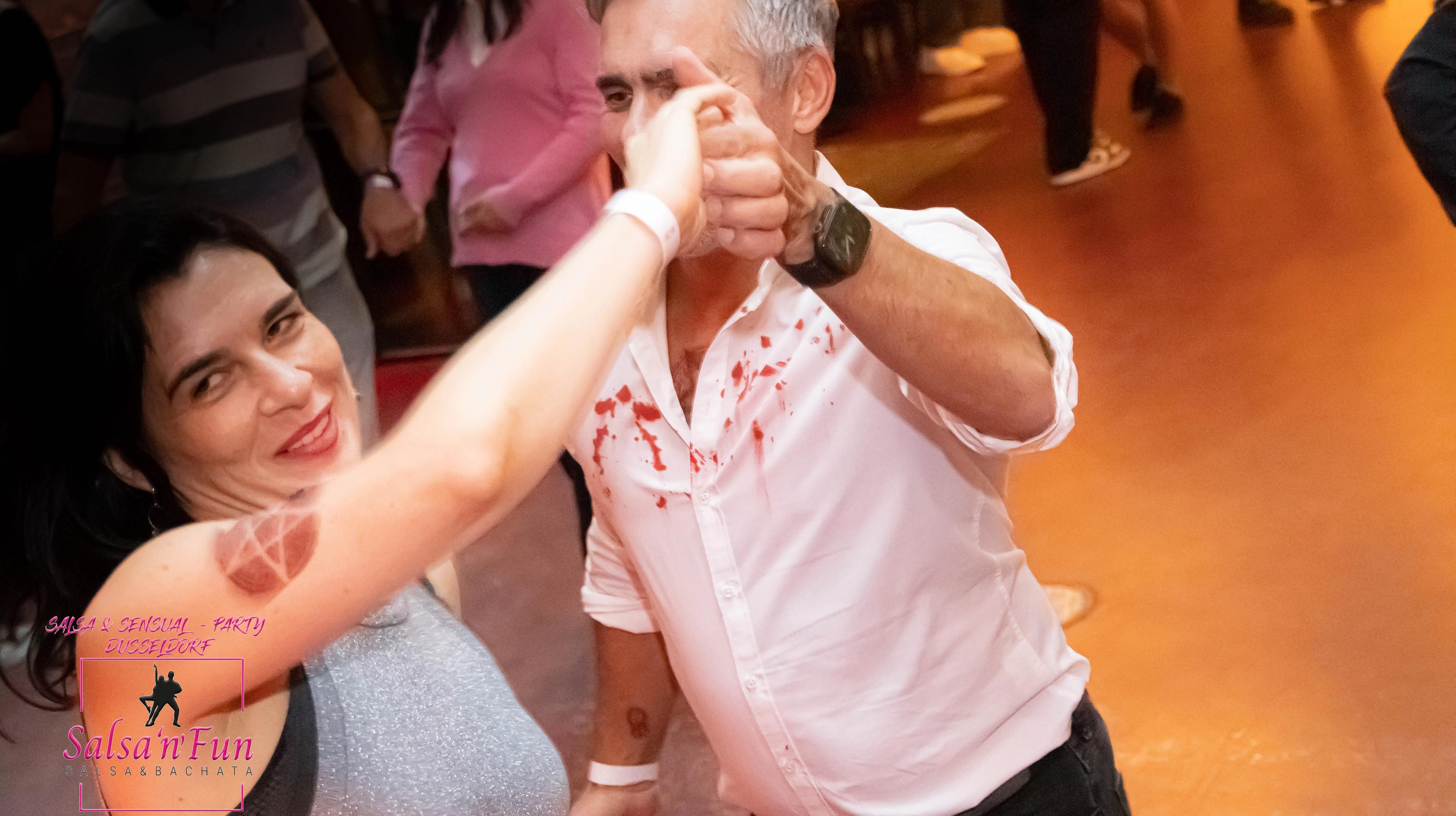 Halloween Salsa & Sensual Party 2024 - Bild 9