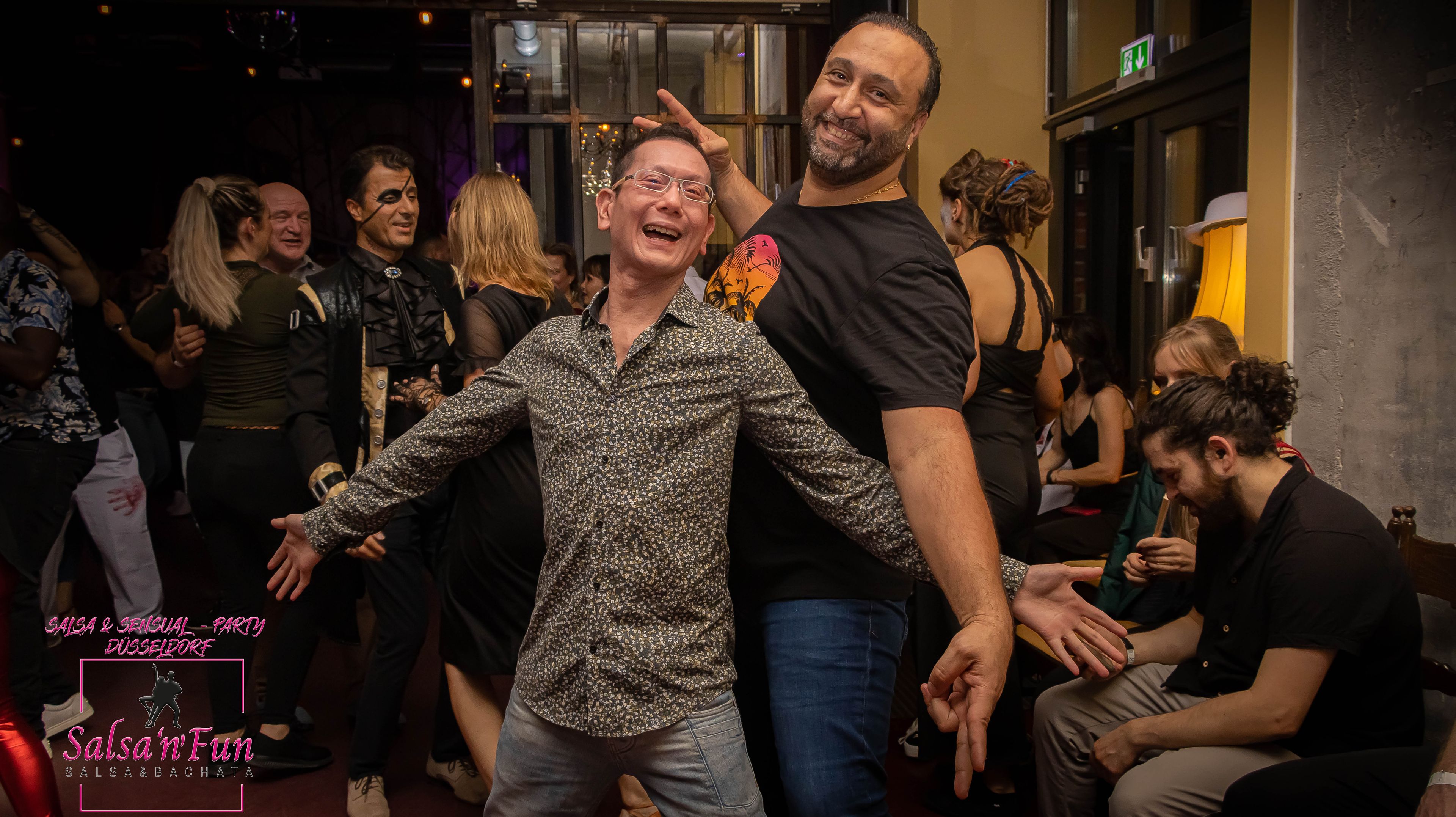 Halloween Salsa & Sensual Party 2024 - Bild 252