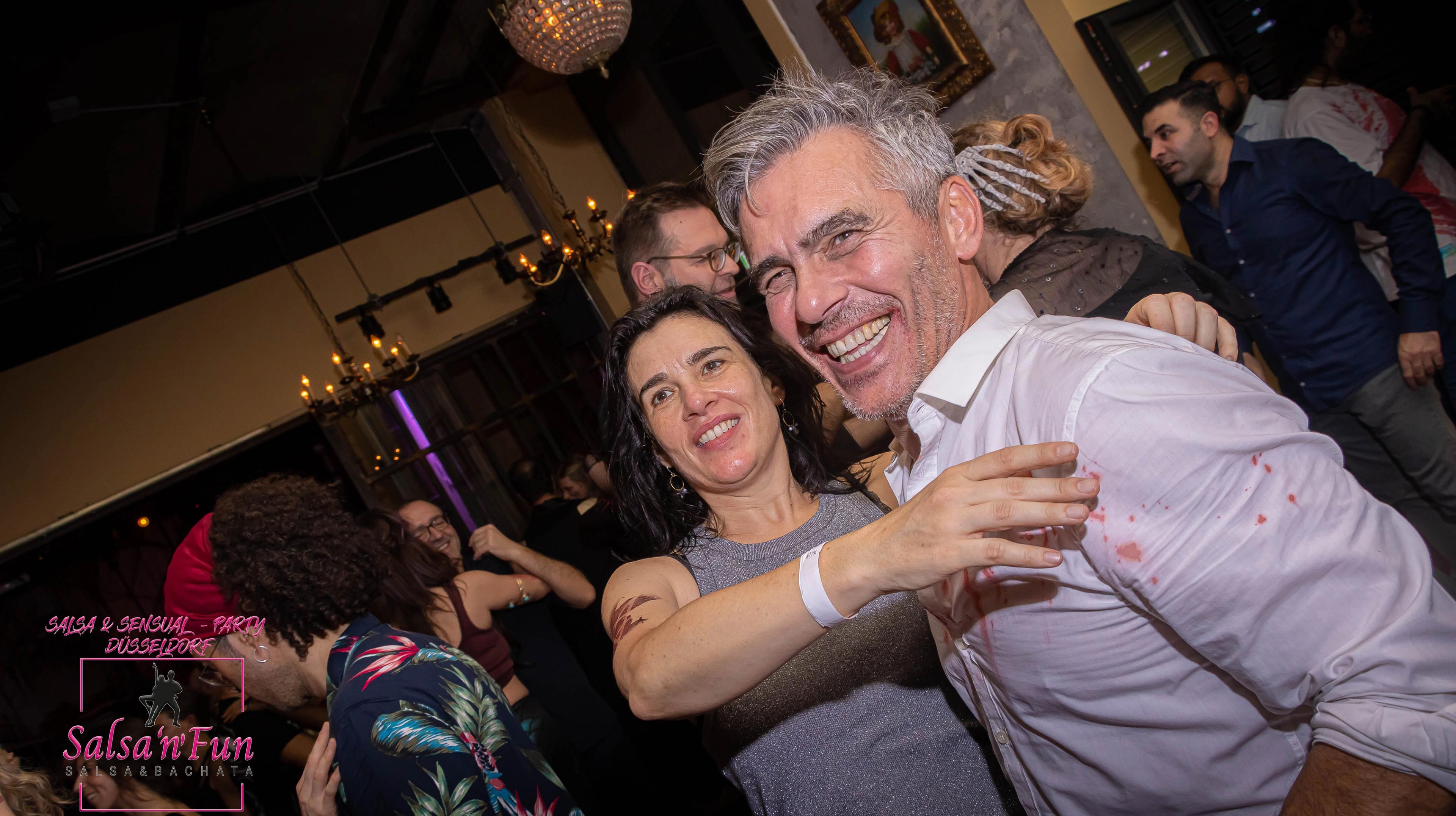 Halloween Salsa & Sensual Party 2024 - Bild 241