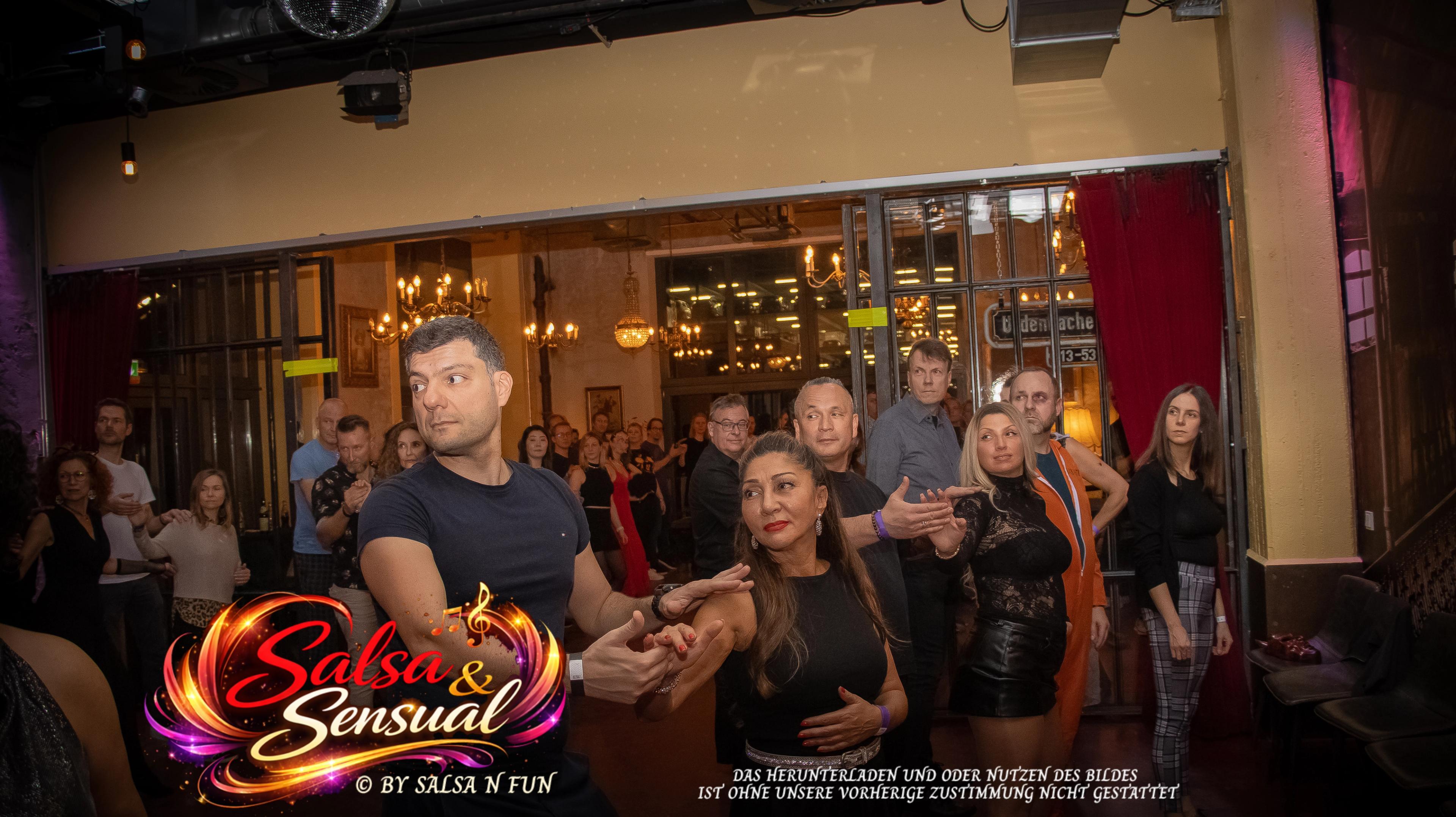 Halloween Salsa & Sensual Party 2025 - Bild 38