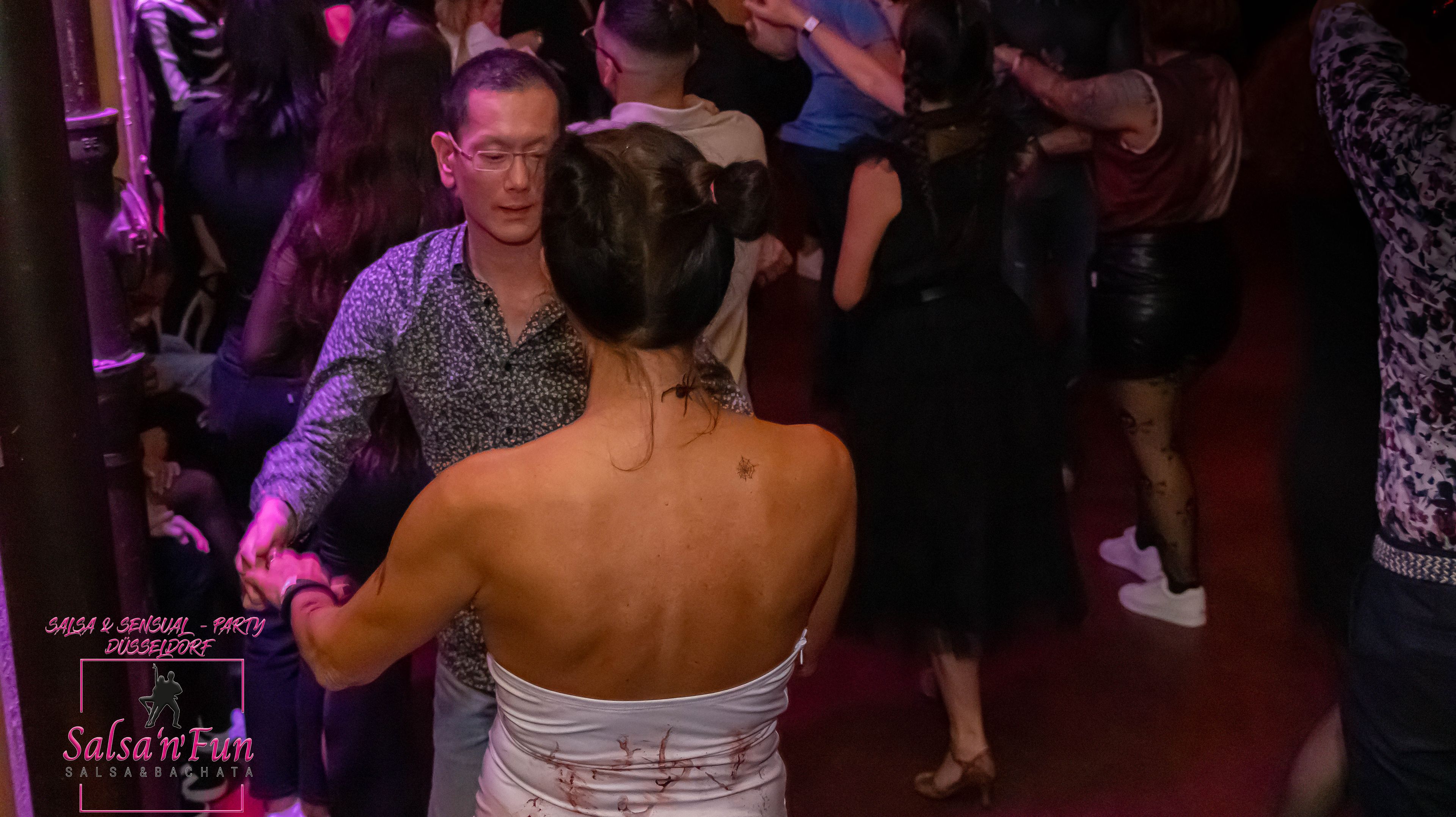 Halloween Salsa & Sensual Party 2024 - Bild 61