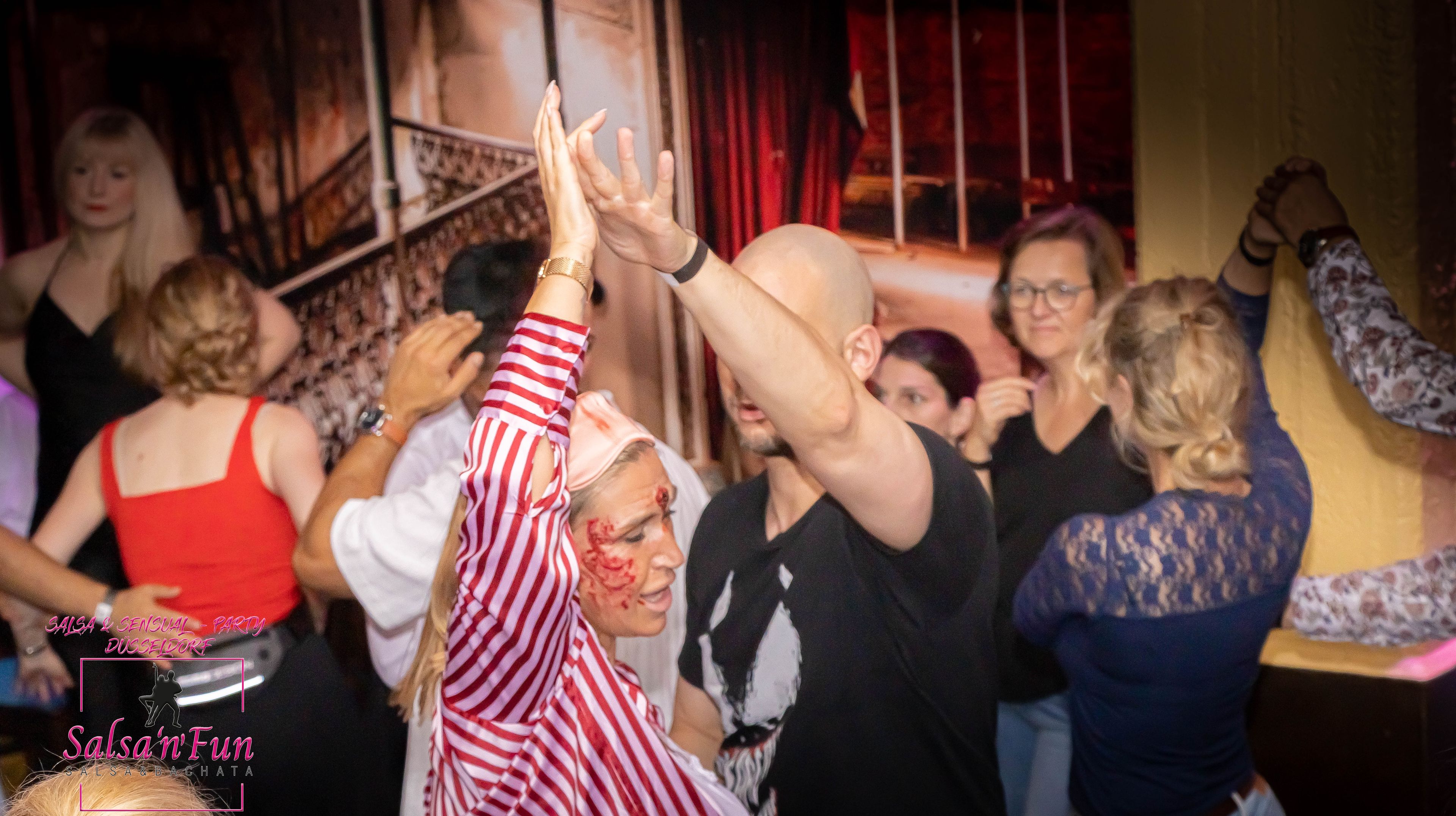 Halloween Salsa & Sensual Party 2024 - Bild 216