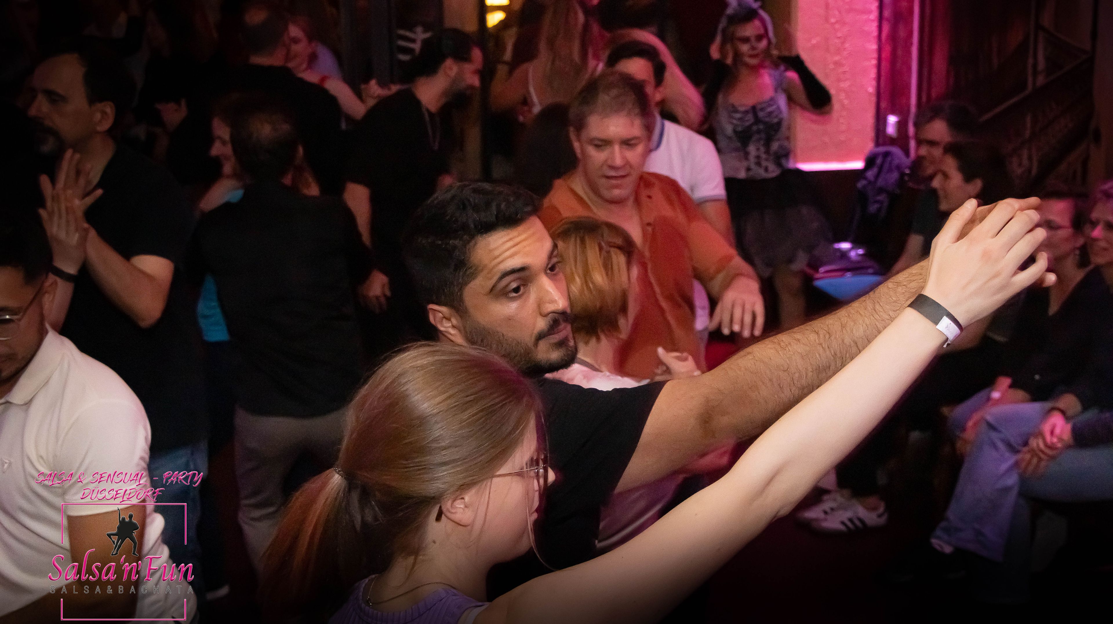 Halloween Salsa & Sensual Party 2024 - Bild 176