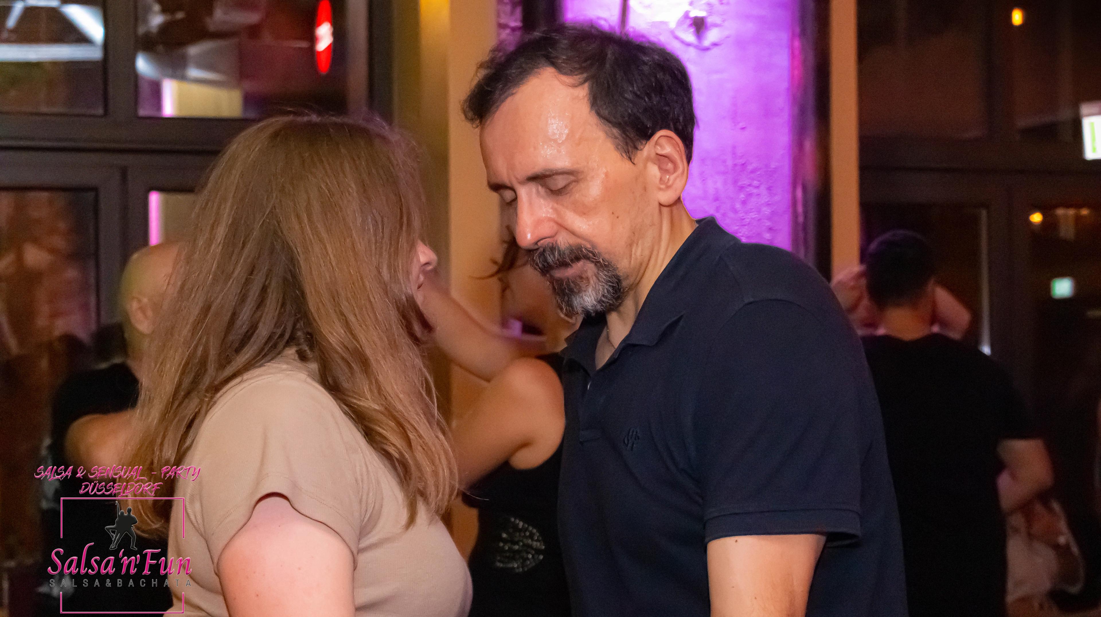 Halloween Salsa & Sensual Party 2024 - Bild 108