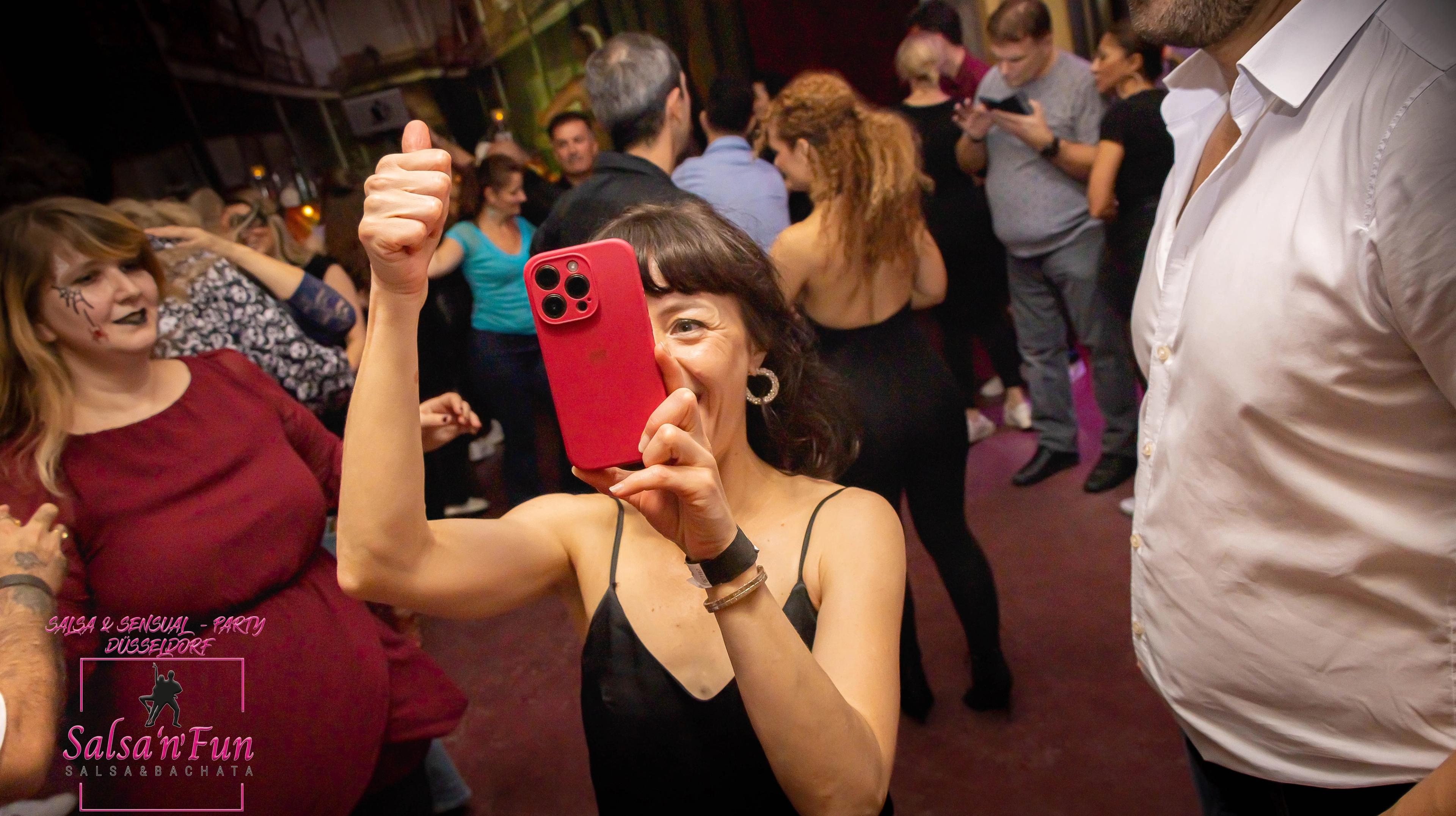 Halloween Salsa & Sensual Party 2024 - Bild 255
