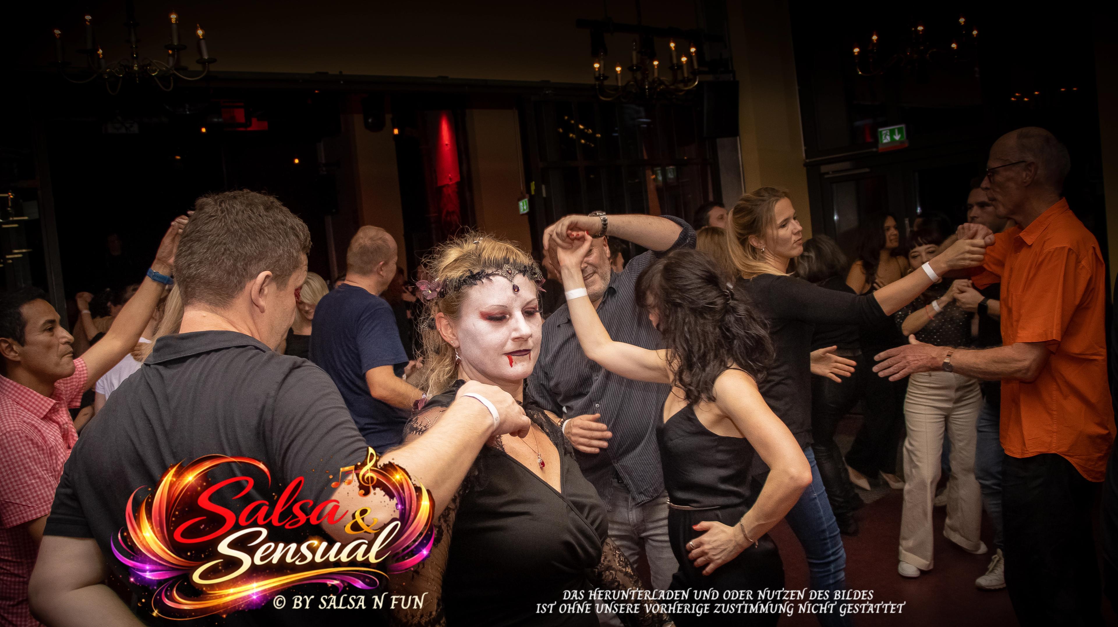 Halloween Salsa & Sensual Party 2025 - Bild 74