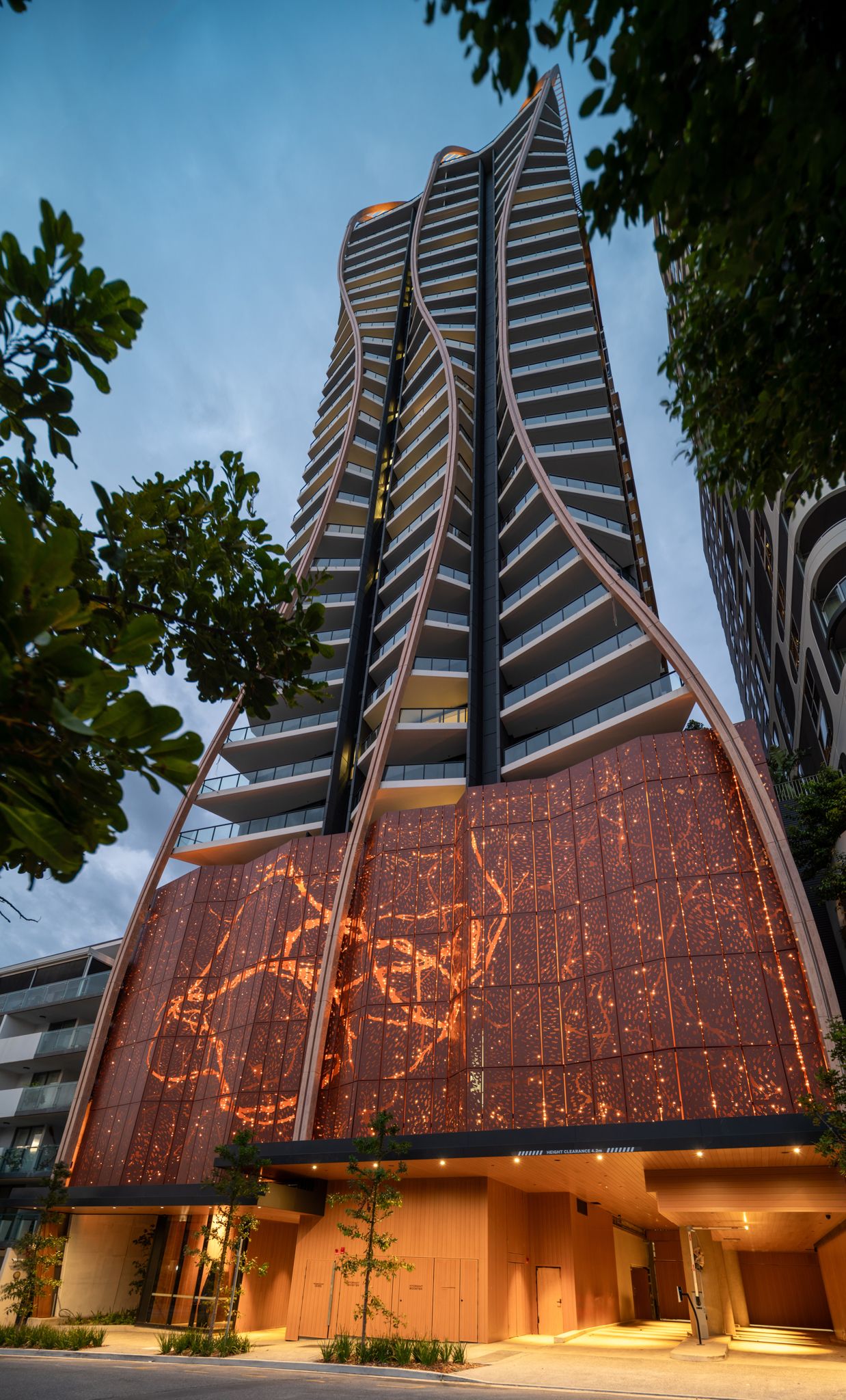 Upper House by Aria, award-winning luxury apartment development located in South Brisbane.