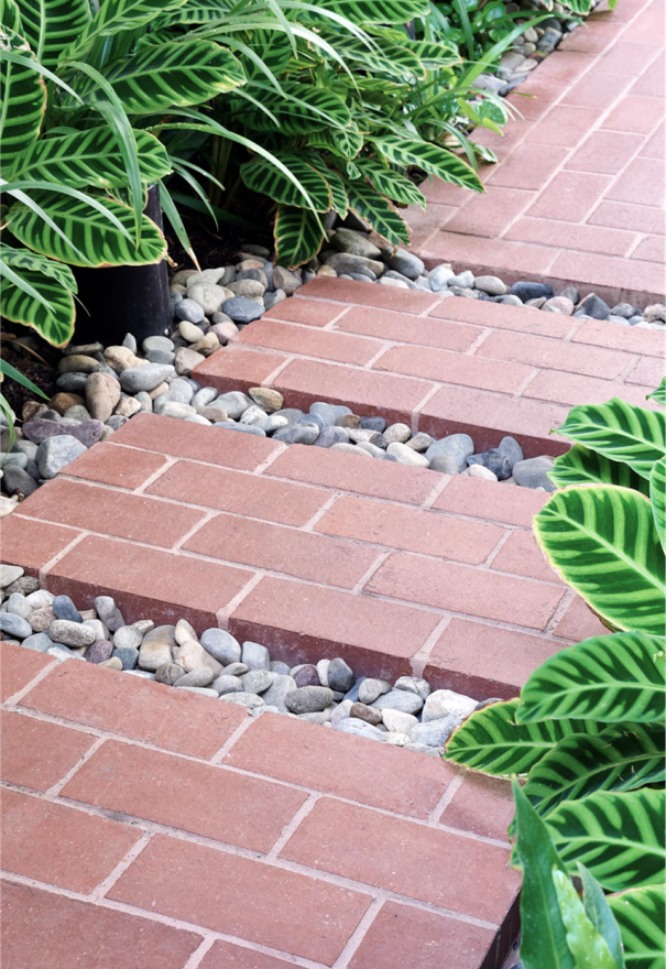 Fish Lane by Aria, offers public art installations, pop-ups, restaurants, speakeasies, wine bars, cafés and more, located in the heart of South Brisbane.