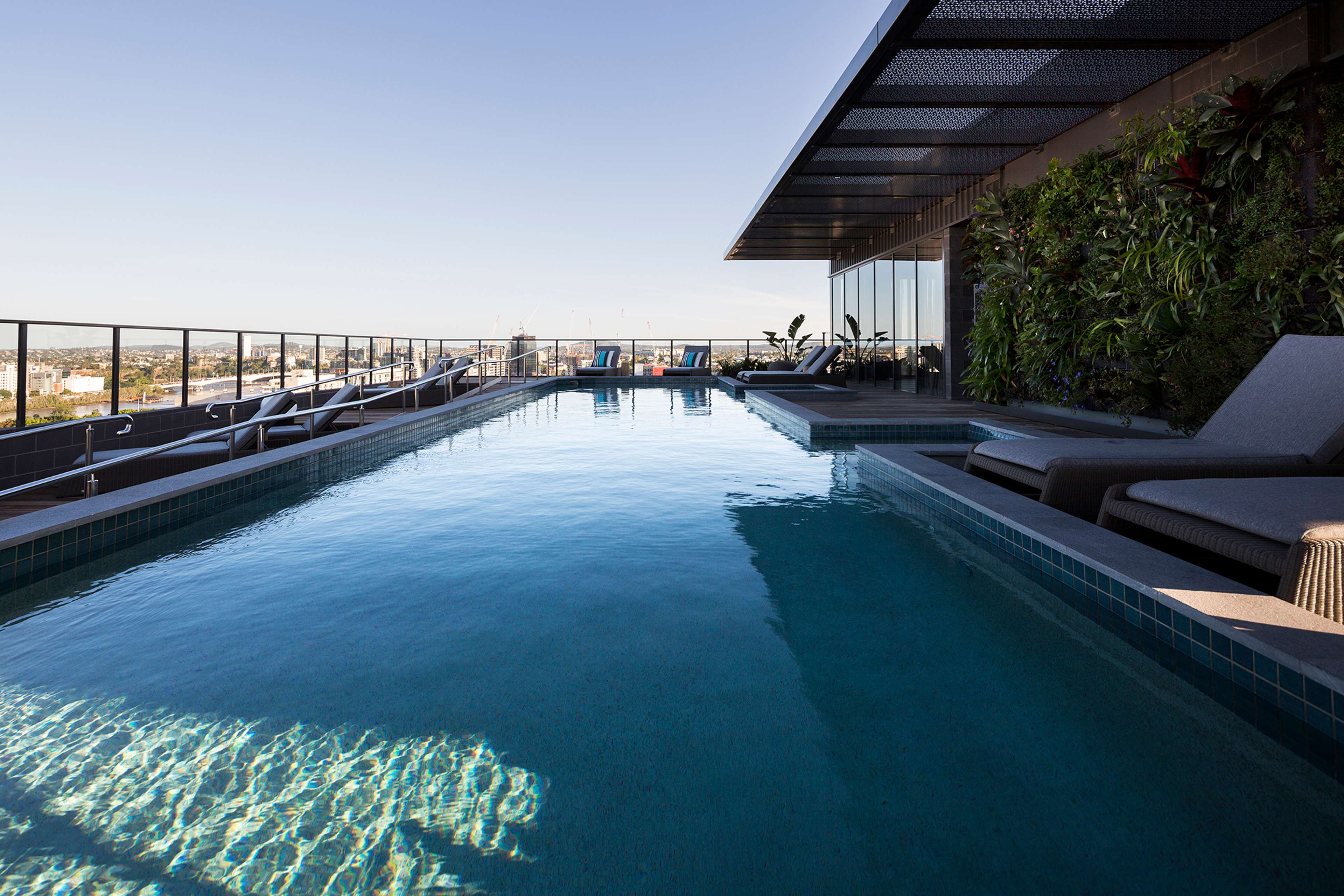 The Melbourne Residences by Aria, located on Melbourne Street and Fish Lane, this stunning residential development incorporates 180 apartments and exclusive residents’ amenities.