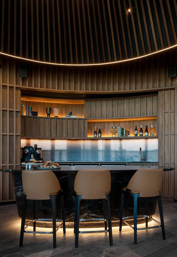 The Standard celebrates Aria's latest innovation and first Residents' Sky Lounge, located in Manning Street South Brisbane.