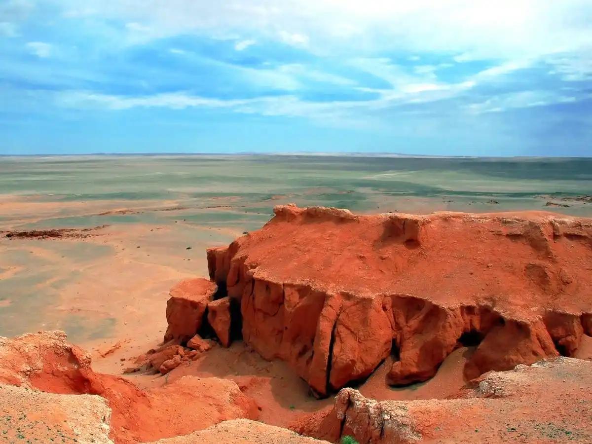 Flaming Cliffs on Your Gobi Trip