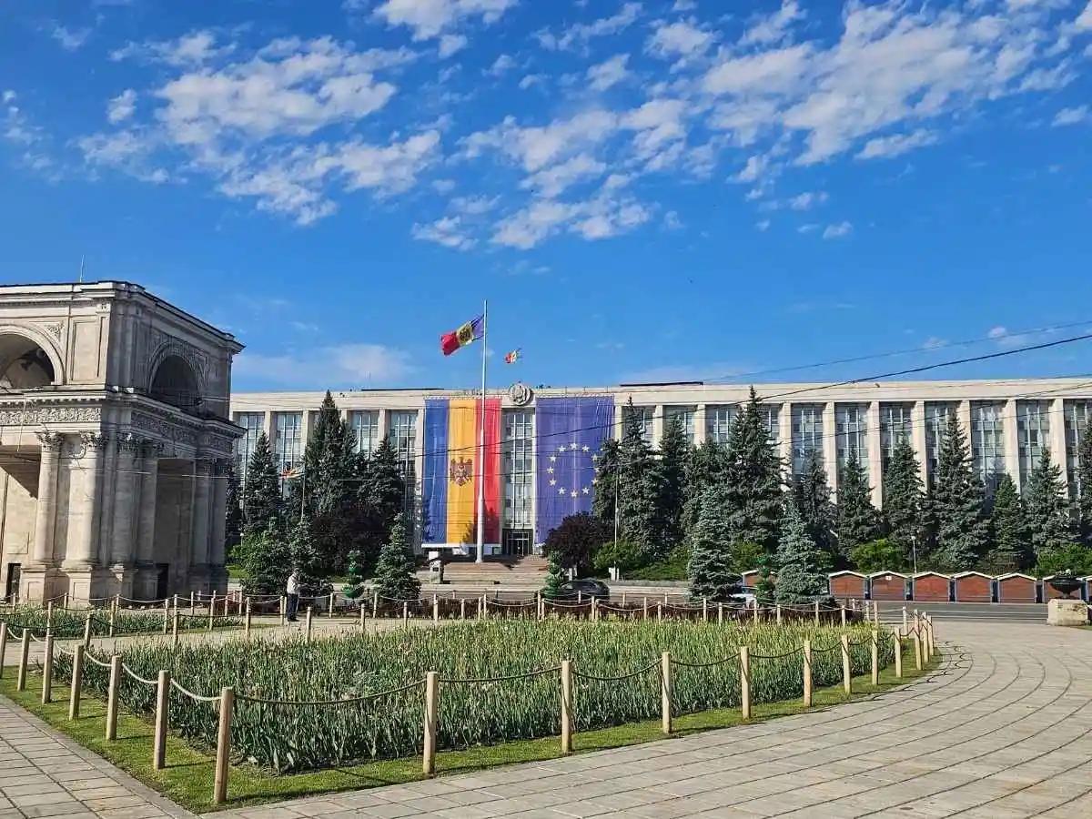 Landmarks, History and Culture