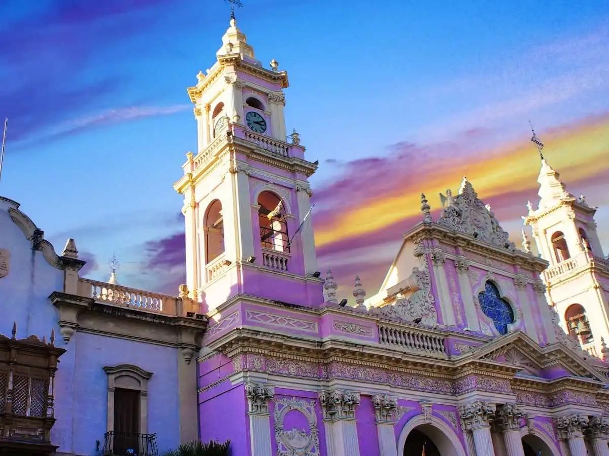 Central Salta Plaza of 9