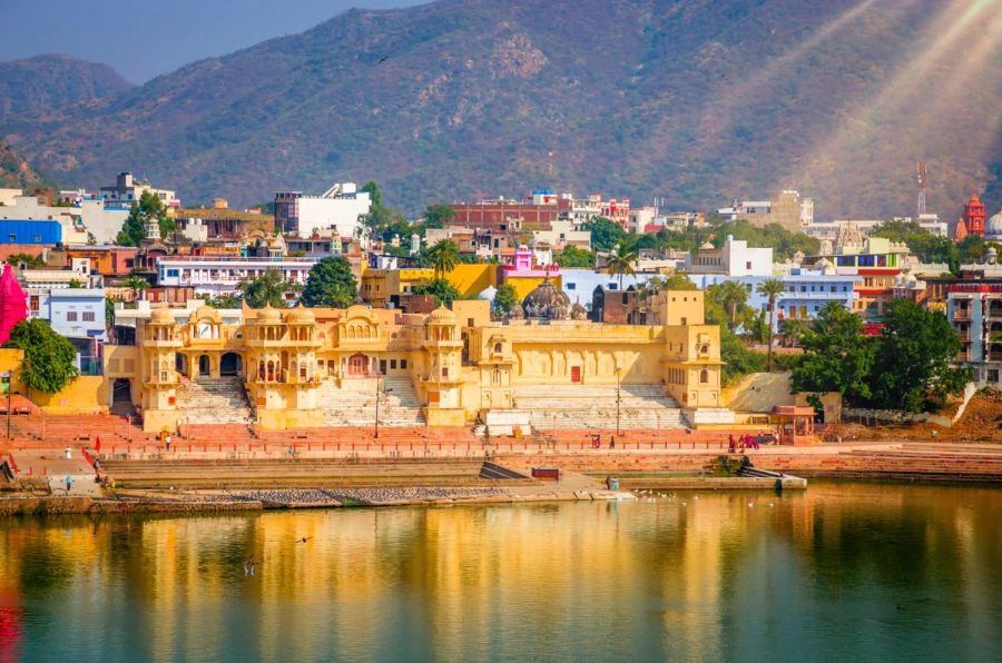 Panoramic view on Holy Lake and city Pushkar, Rajasthan, India