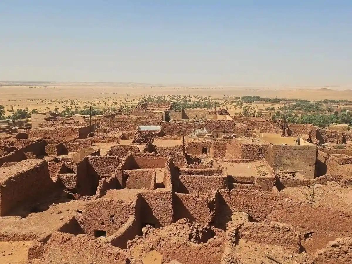 Timimoun’s red hued buildings 