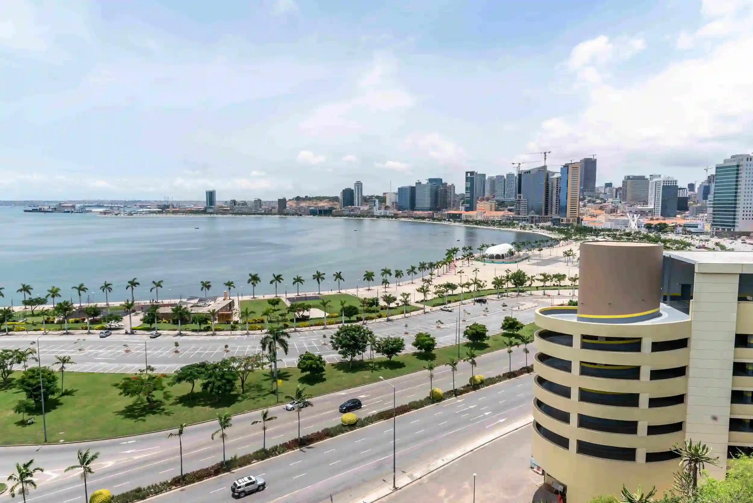 angola-luanda-waterfront