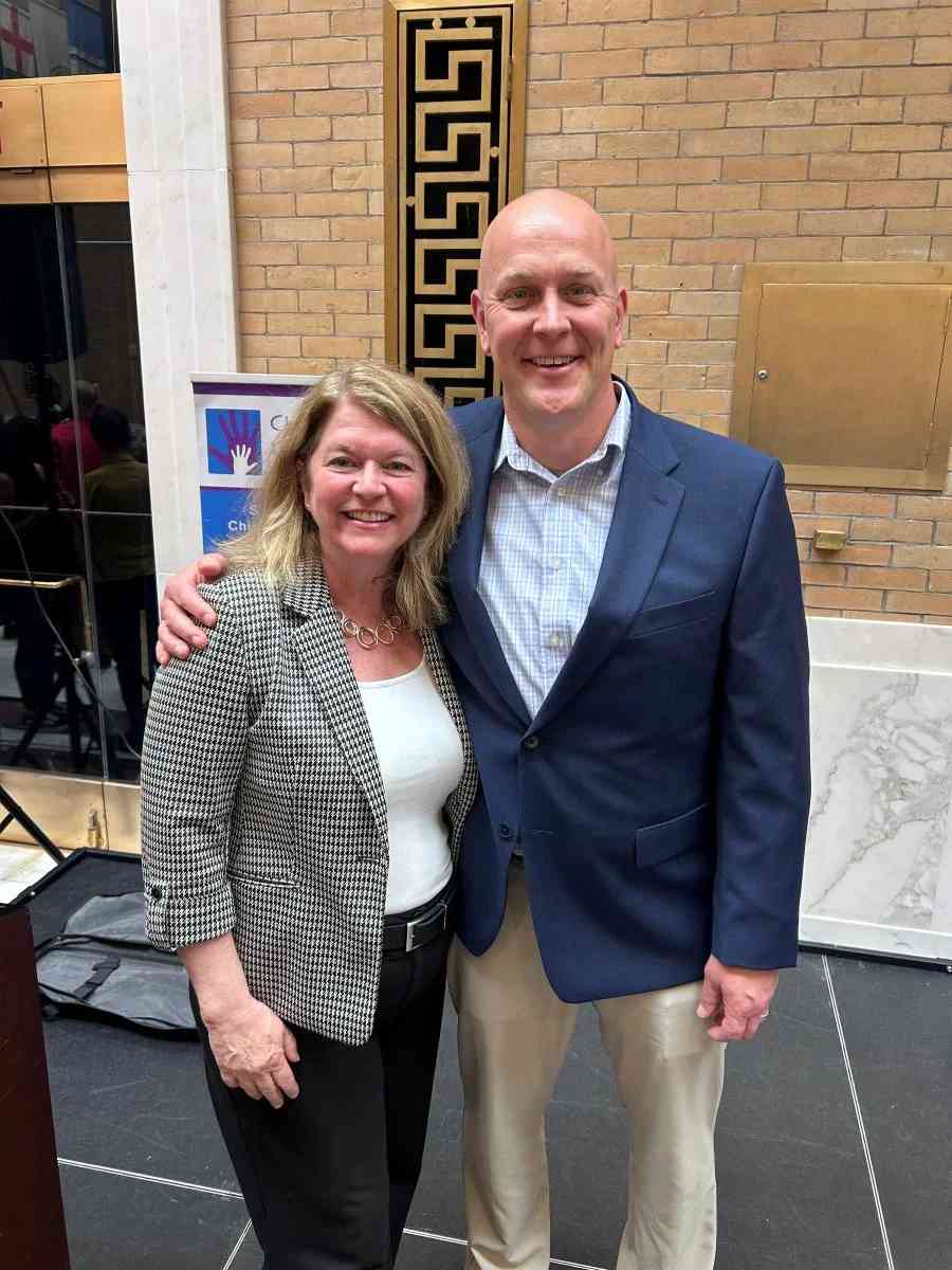 Tim O'Day Honored with Statewide Program Leader Award
