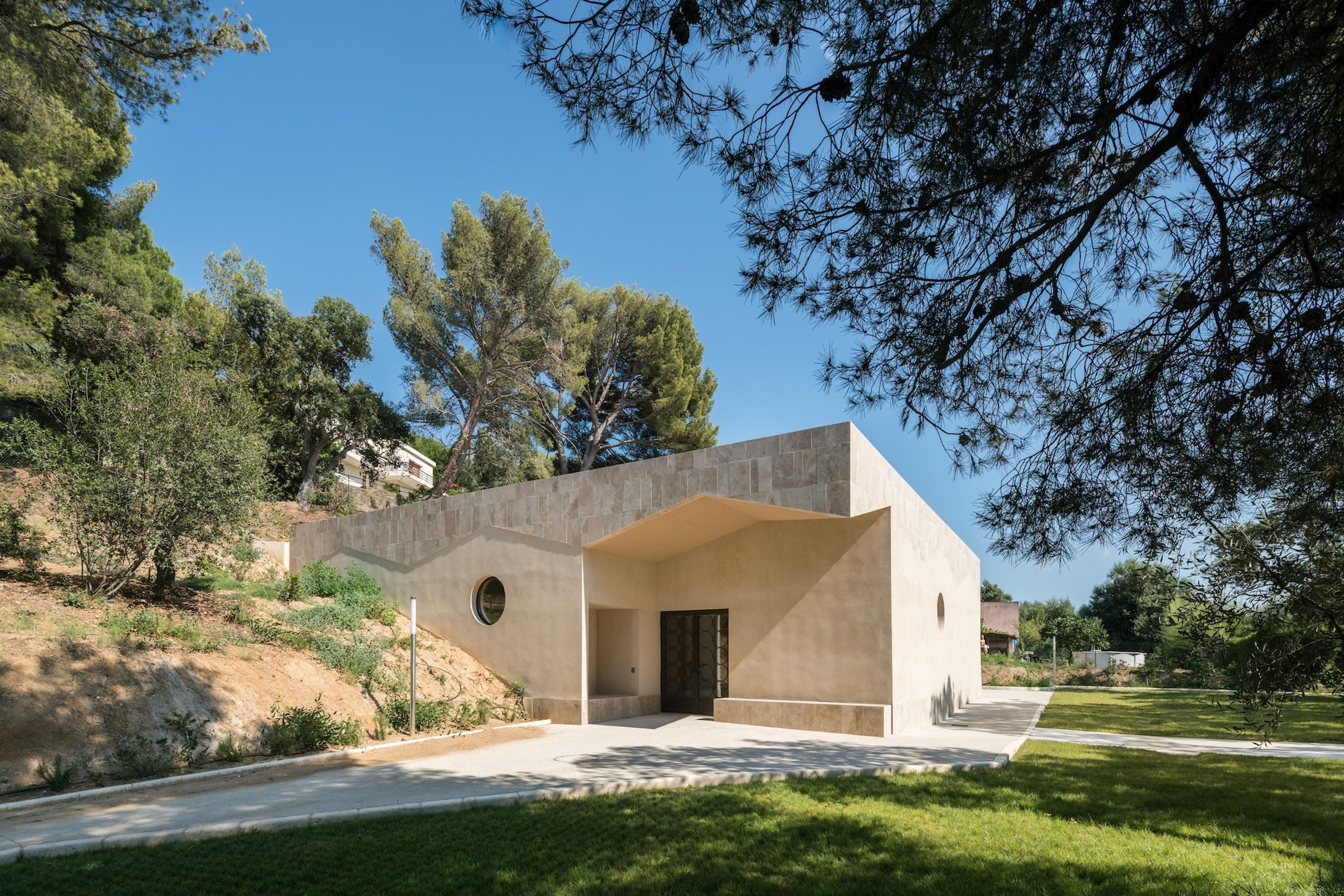 Baito Architectes Maison Funeraire Bormes les Mimosas