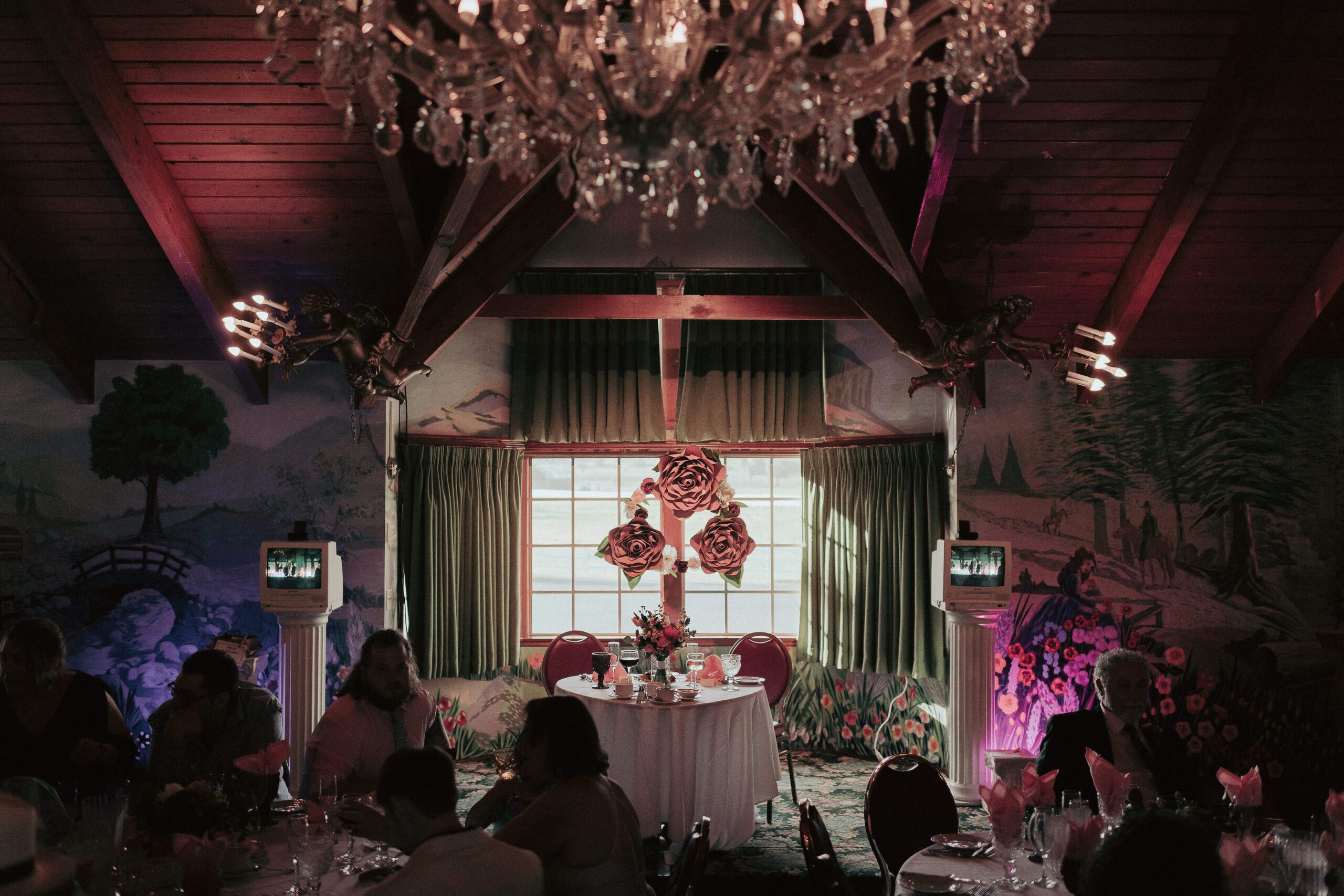 Madonna Inn Wedding, San Luis Obispo Wedding, San Luis Obispo Wedding Photographer, SLO Photographer, James Lester Photography