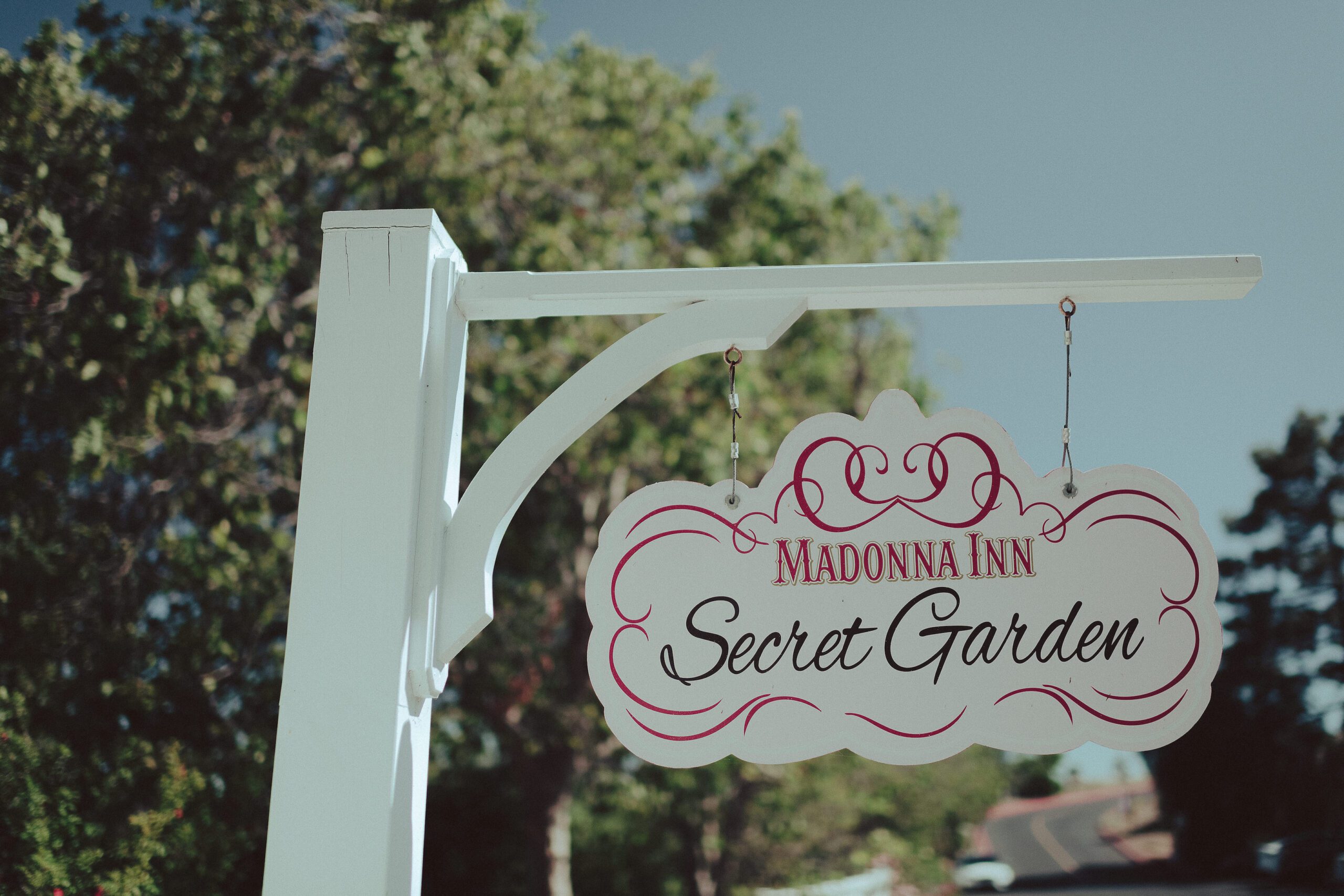 Madonna Inn Wedding, San Luis Obispo Wedding Photographer, James Lester Photography