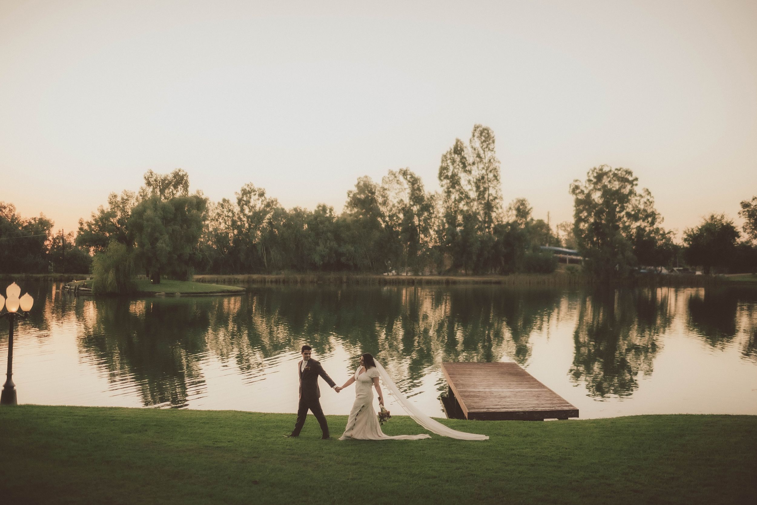 Wolf Lakes Park, Wolf Lakes Park Wedding, Wolf Lakes Park Wedding Sanger CA, Fresno Wedding Photographer
