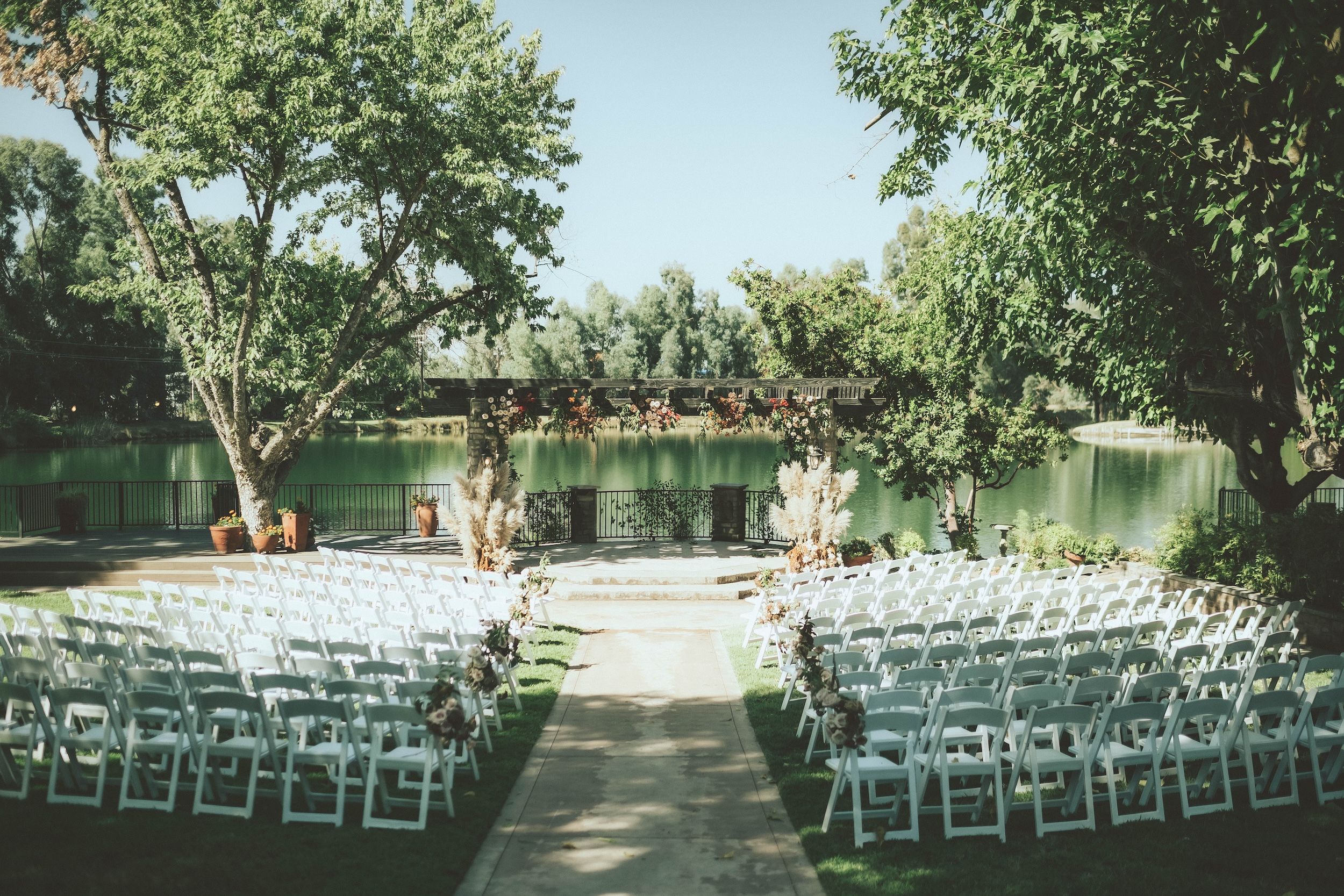 Wolf Lakes Park, Wolf Lakes Park Wedding, Wolf Lakes Park Wedding Sanger CA, Fresno Wedding Photographer