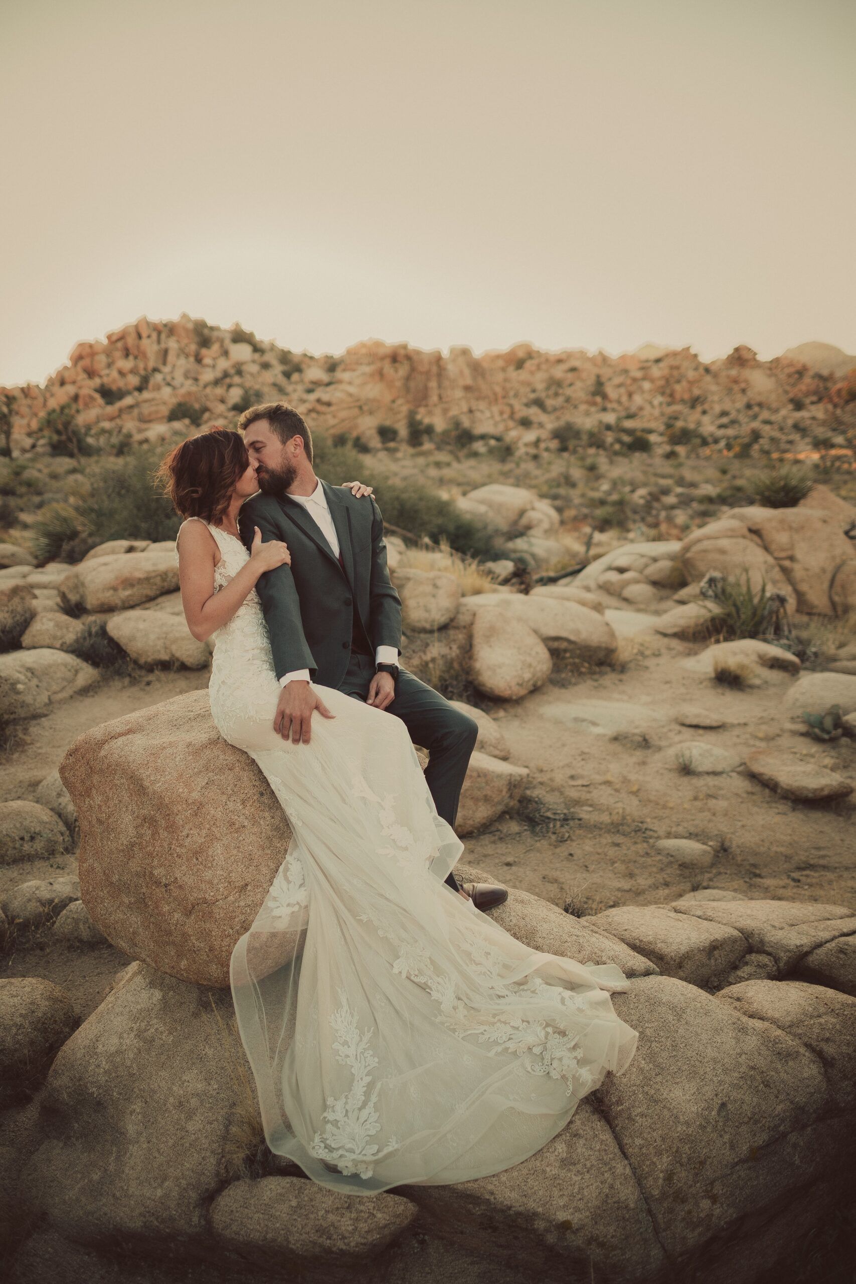 Joshua Tree Elopement, Joshua Tree Elopement Photographer, Joshua Tree Wedding Photos, Joshua Tree Wedding Photographer, Joshua Tree Elopements