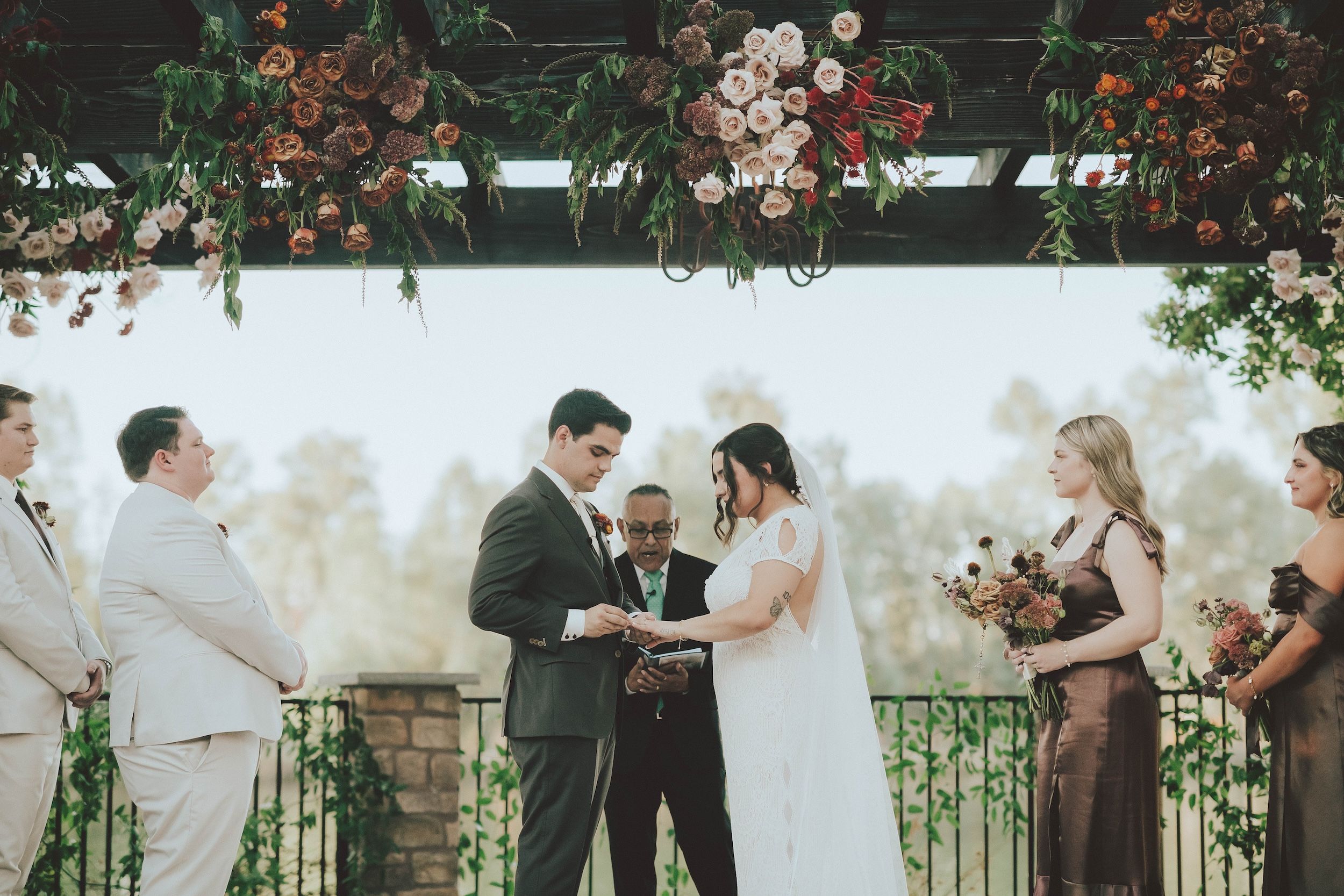 Wolf Lakes Park, Wolf Lakes Park Wedding, Wolf Lakes Park Wedding Sanger CA, Fresno Wedding Photographer