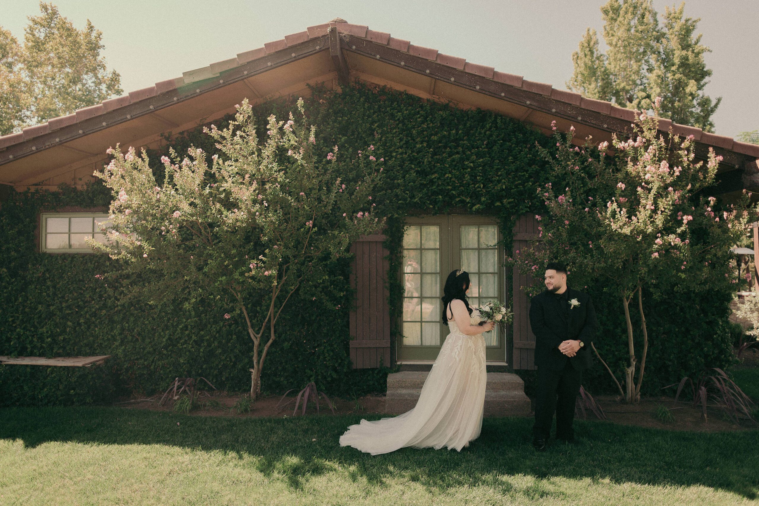 Hidden Hollow Wedding Reedley CA, Fresno Wedding Photographer, San Luis Obispo Wedding Photographer, James Lester Photography