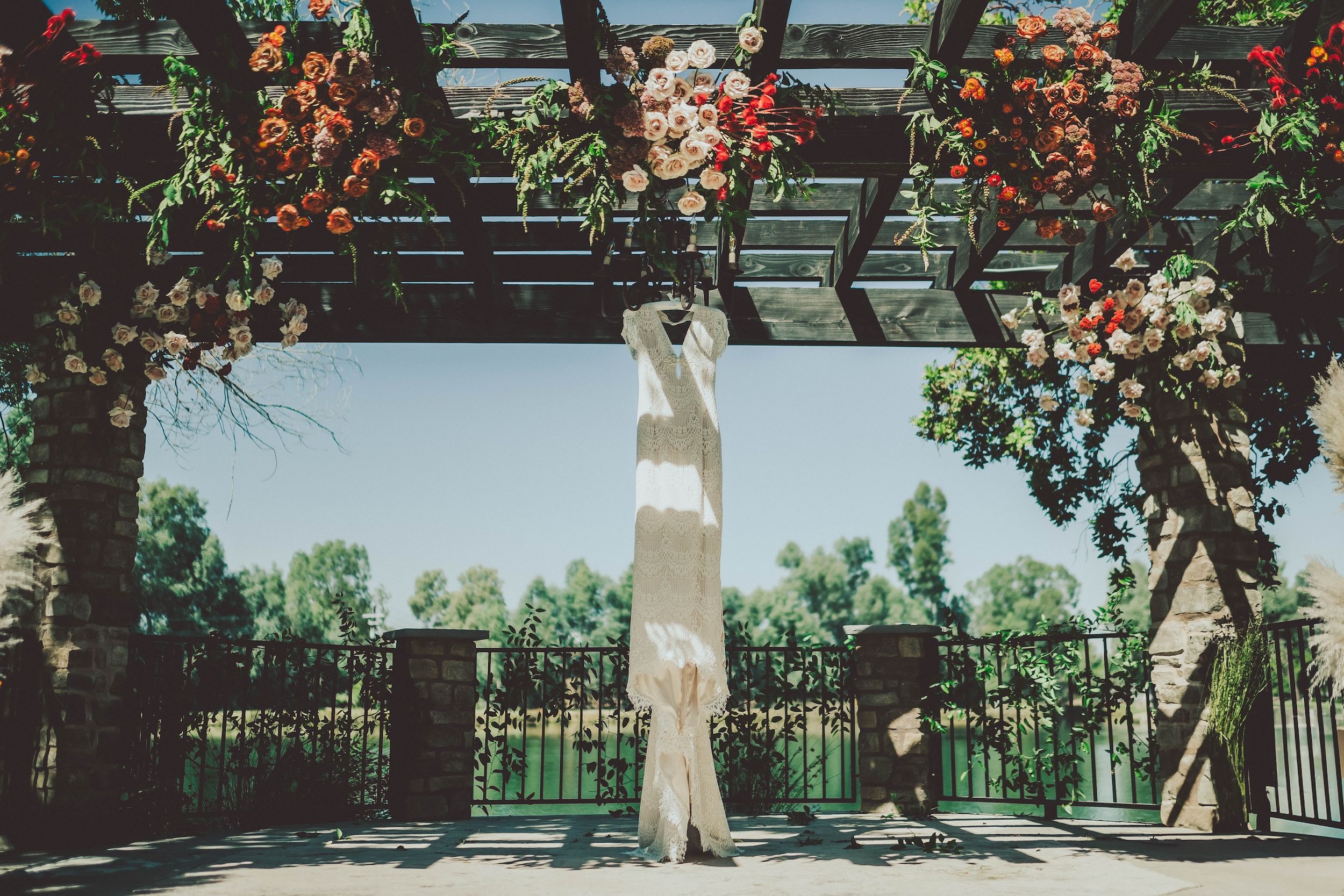 Wolf Lakes Park, Wolf Lakes Park Wedding, Wolf Lakes Park Wedding Sanger CA, Fresno Wedding Photographer