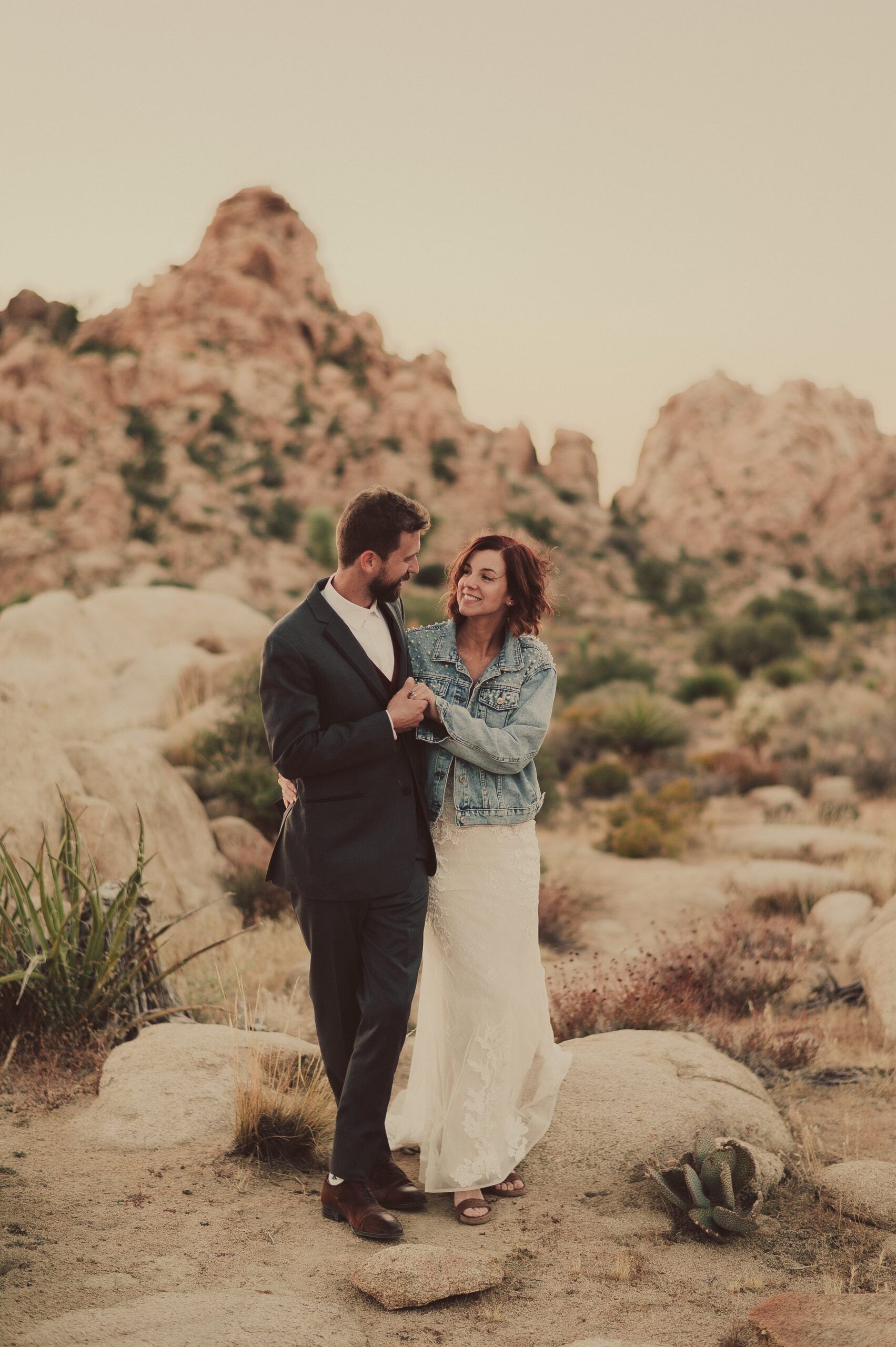 Joshua Tree Elopement, Joshua Tree Elopement Photographer, Joshua Tree Wedding Photos, Joshua Tree Wedding Photographer, Joshua Tree Elopements