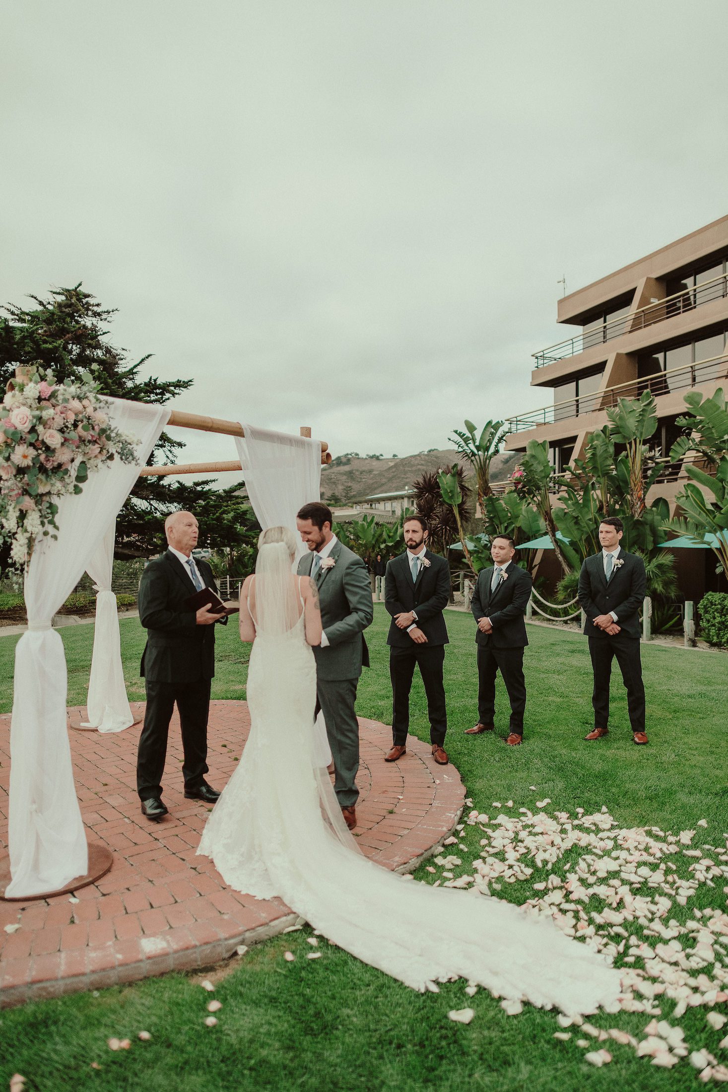 Cliffs Hotel &amp;amp;amp; Spa Wedding in Pismo Beach , San Luis Obispo Wedding Photographer, Pismo Beach Wedding Photographer, James Lester Photography