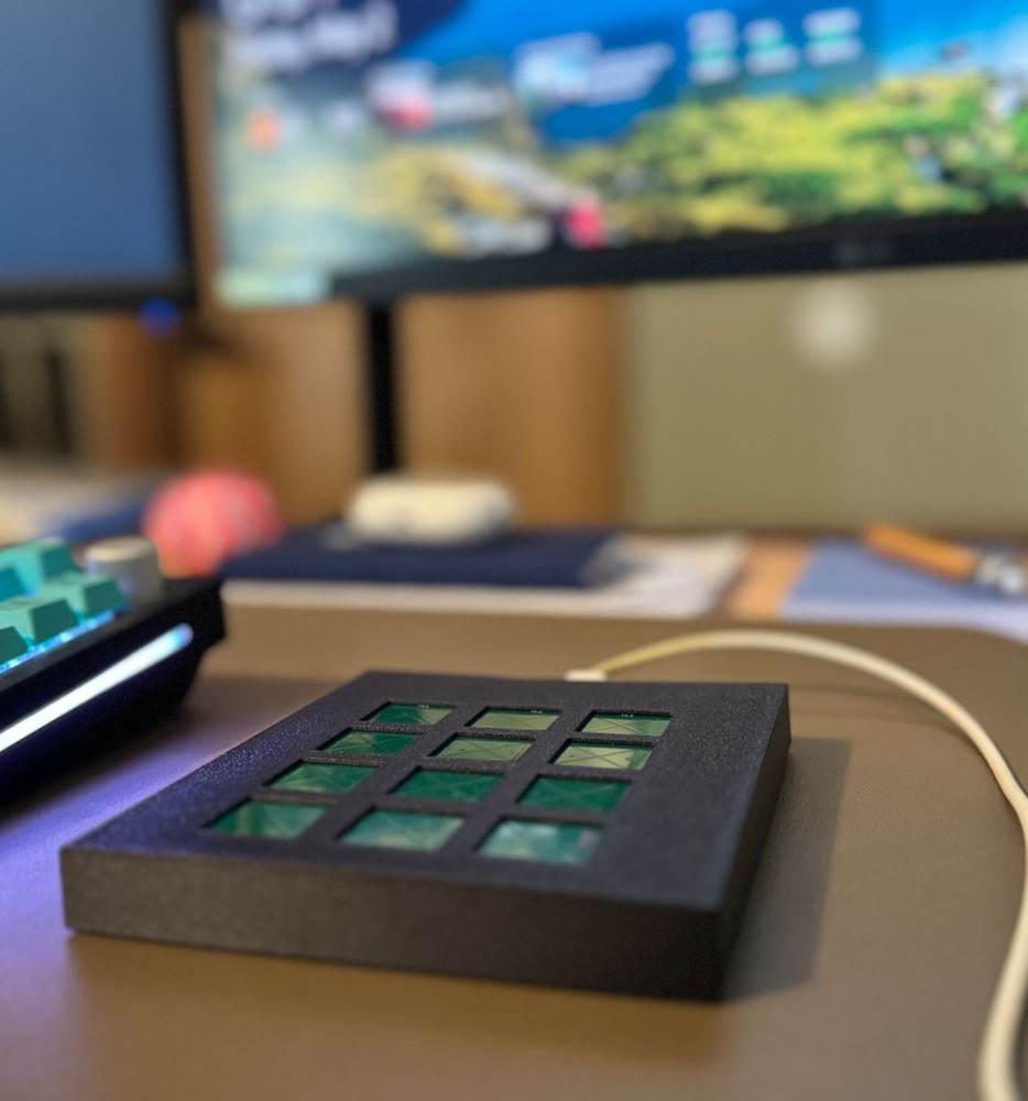 Capacitive-Haptic Keyboard