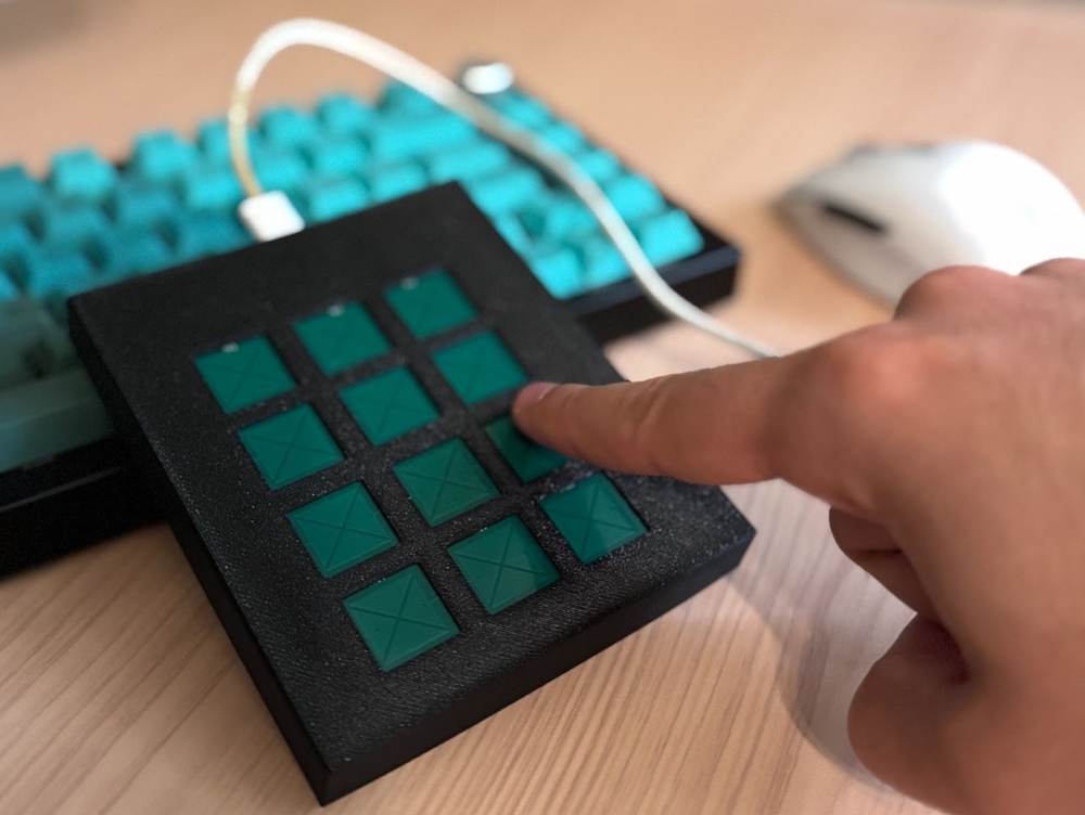 Capacitive-Haptic Keyboard