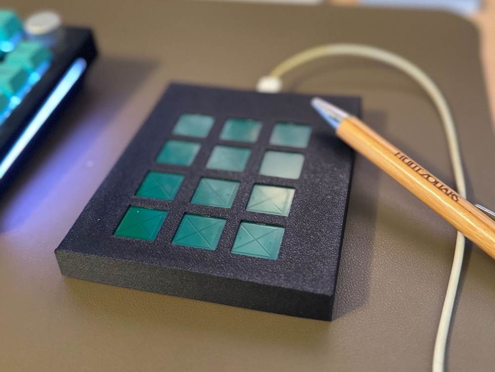 Capacitive-Haptic Keyboard