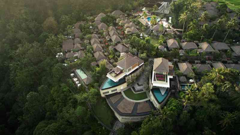 Junior Presidential 3-Bedroom Pool Villa