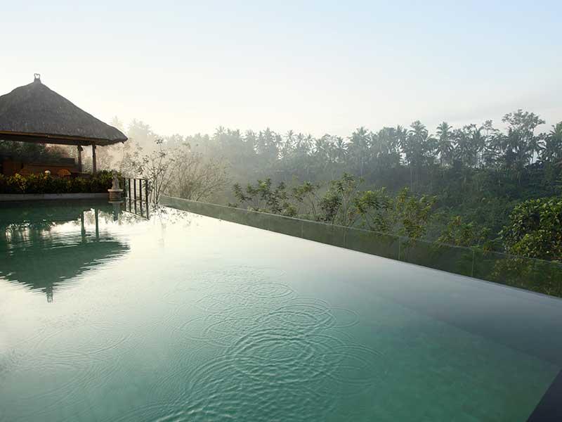 Awana Pool and Lounge