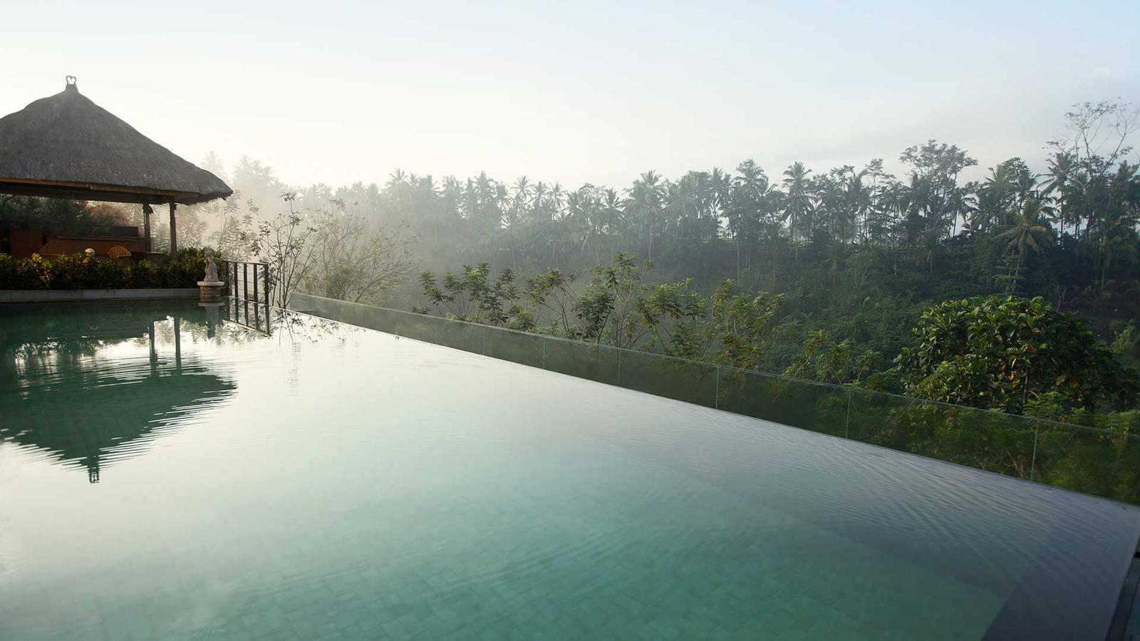 Awana Pool and Lounge