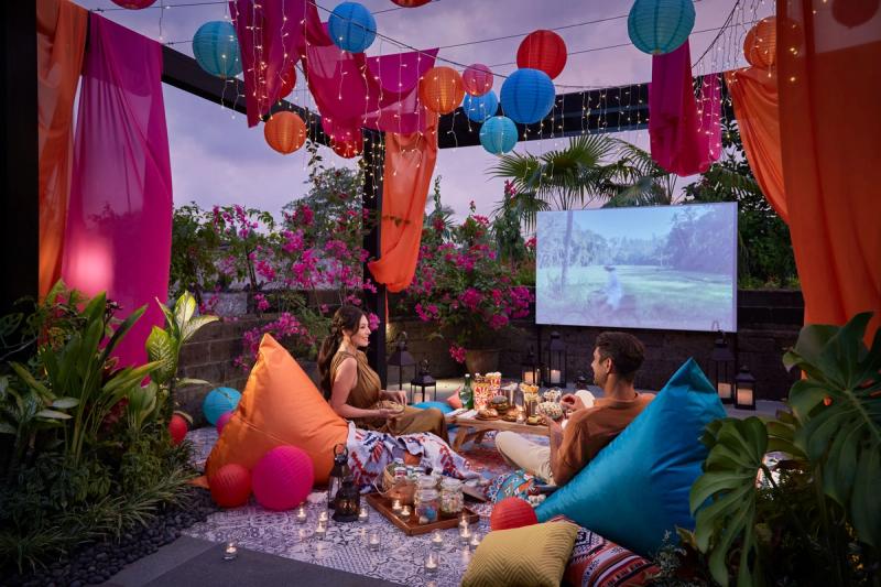 Starlit Cinema: Ubud’s Cozy Bohemian Movie Nights in Magical Paradise