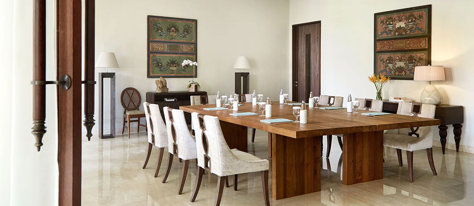 Meeting Room & Package