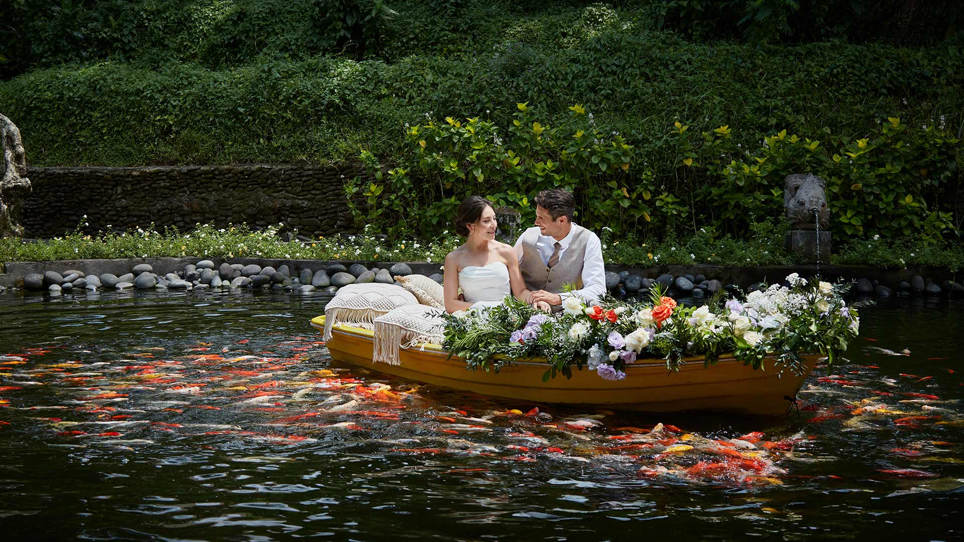 Signature Experiences at Kamandalu