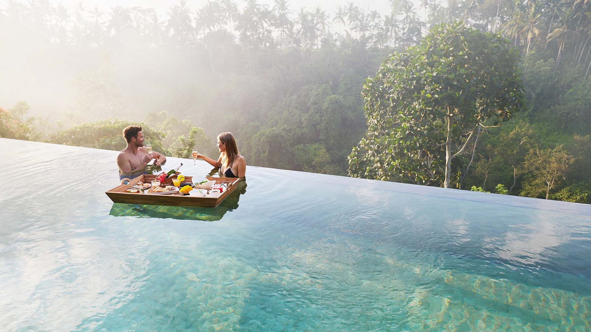 Awana Pool and Lounge