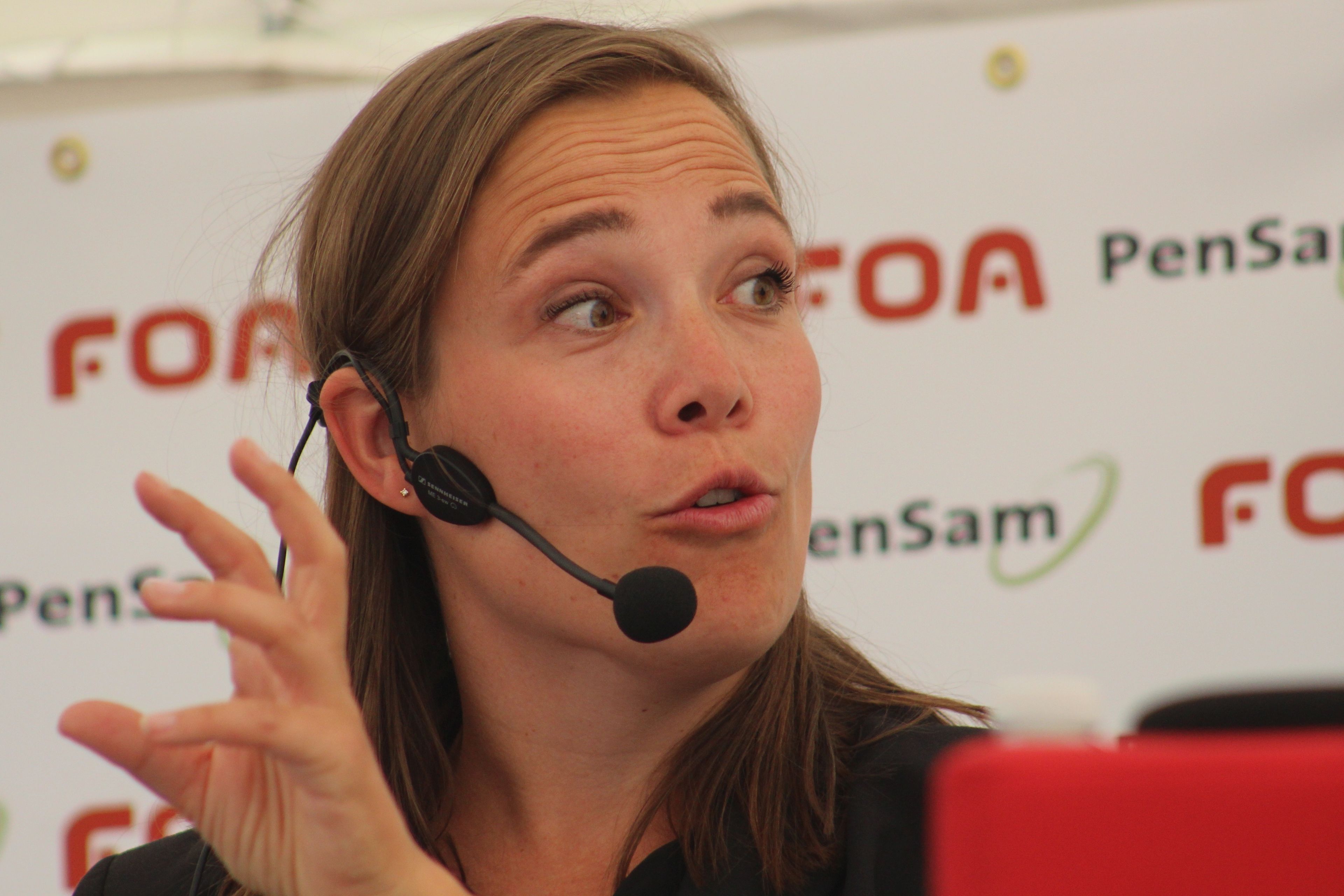 Astrid Krag, Socialdemokratiet