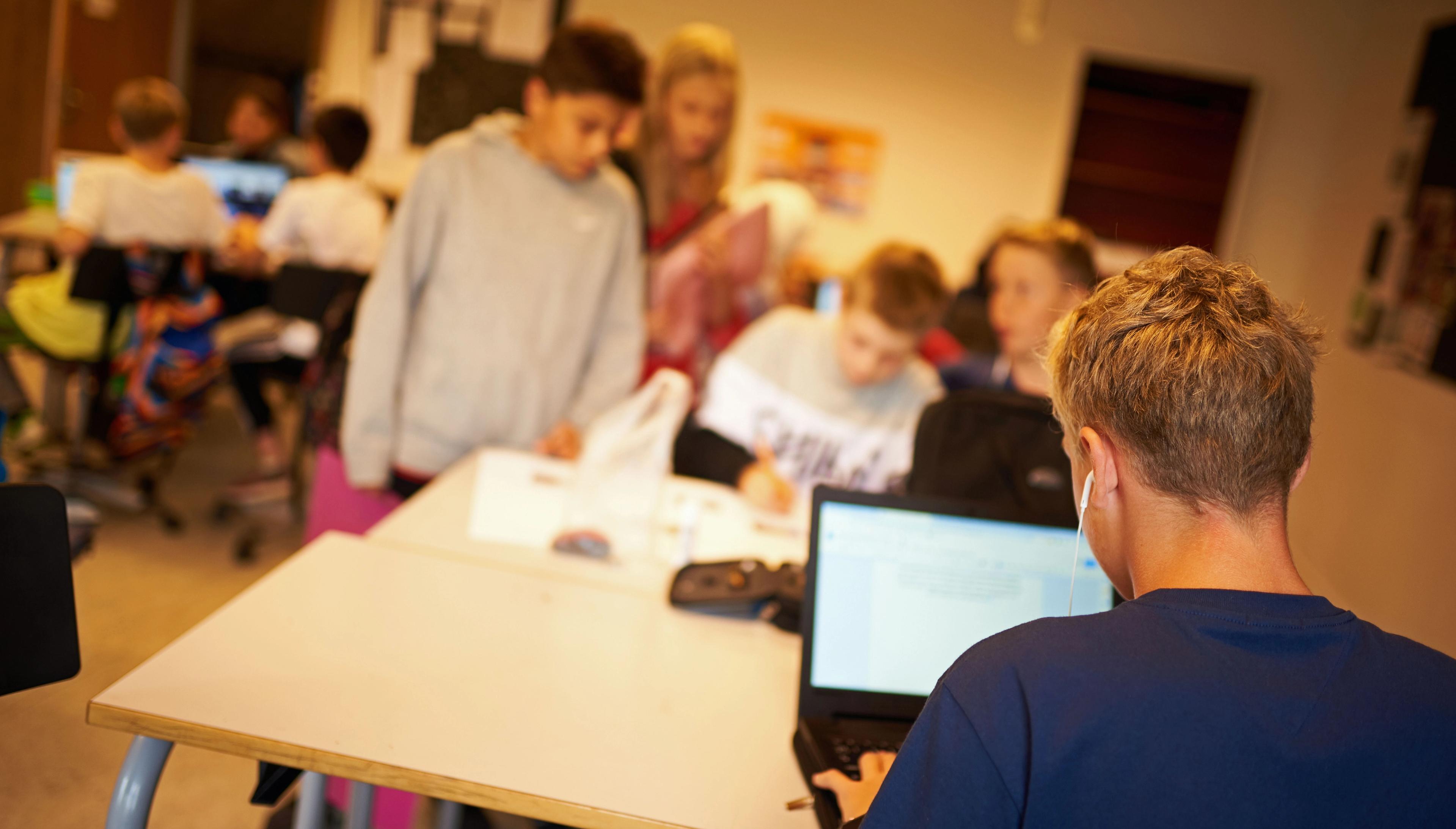 Praksisnær undervisning skal ikke være noget særligt men en del af hverdagen i folkeskolen