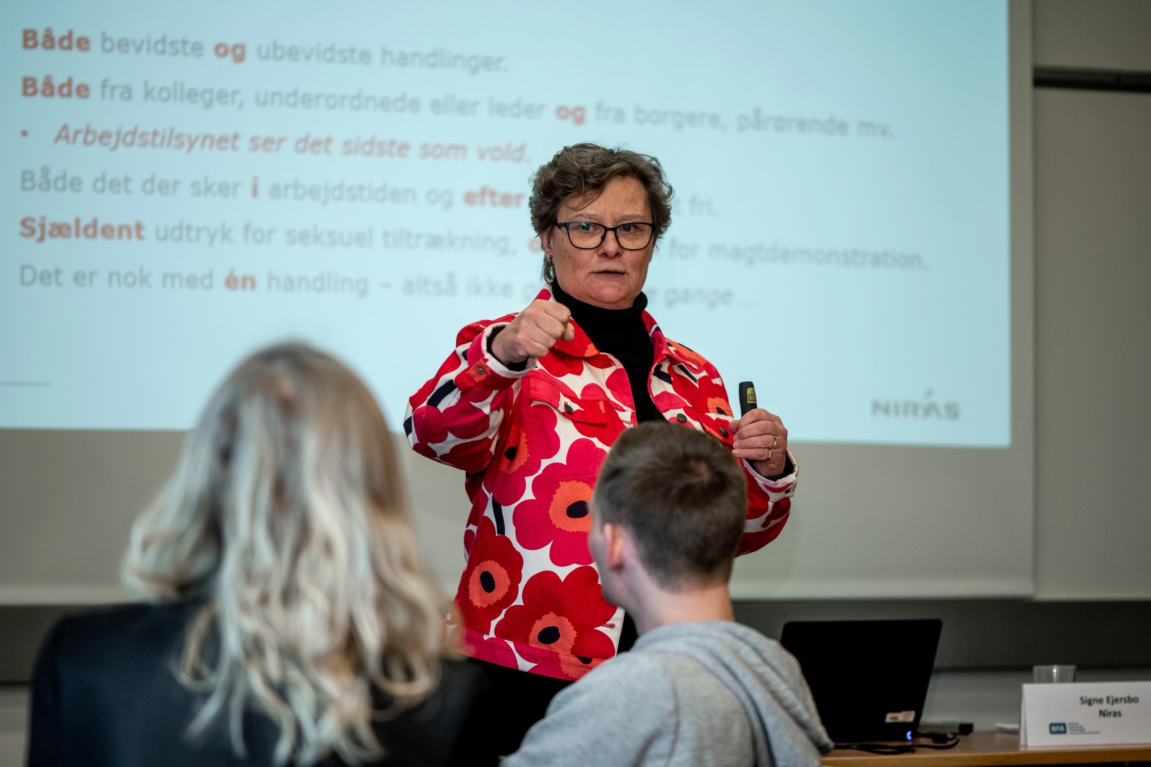 Signe Ejersbo Krænkende handlinger 
